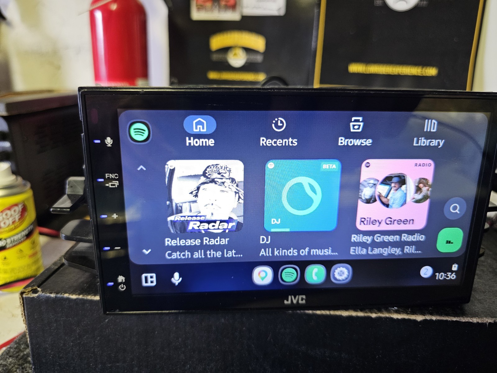 JVC KW-M560BT 6.8″ Apple CarPlay / Android Auto Bluetooth Digital Media Receiver