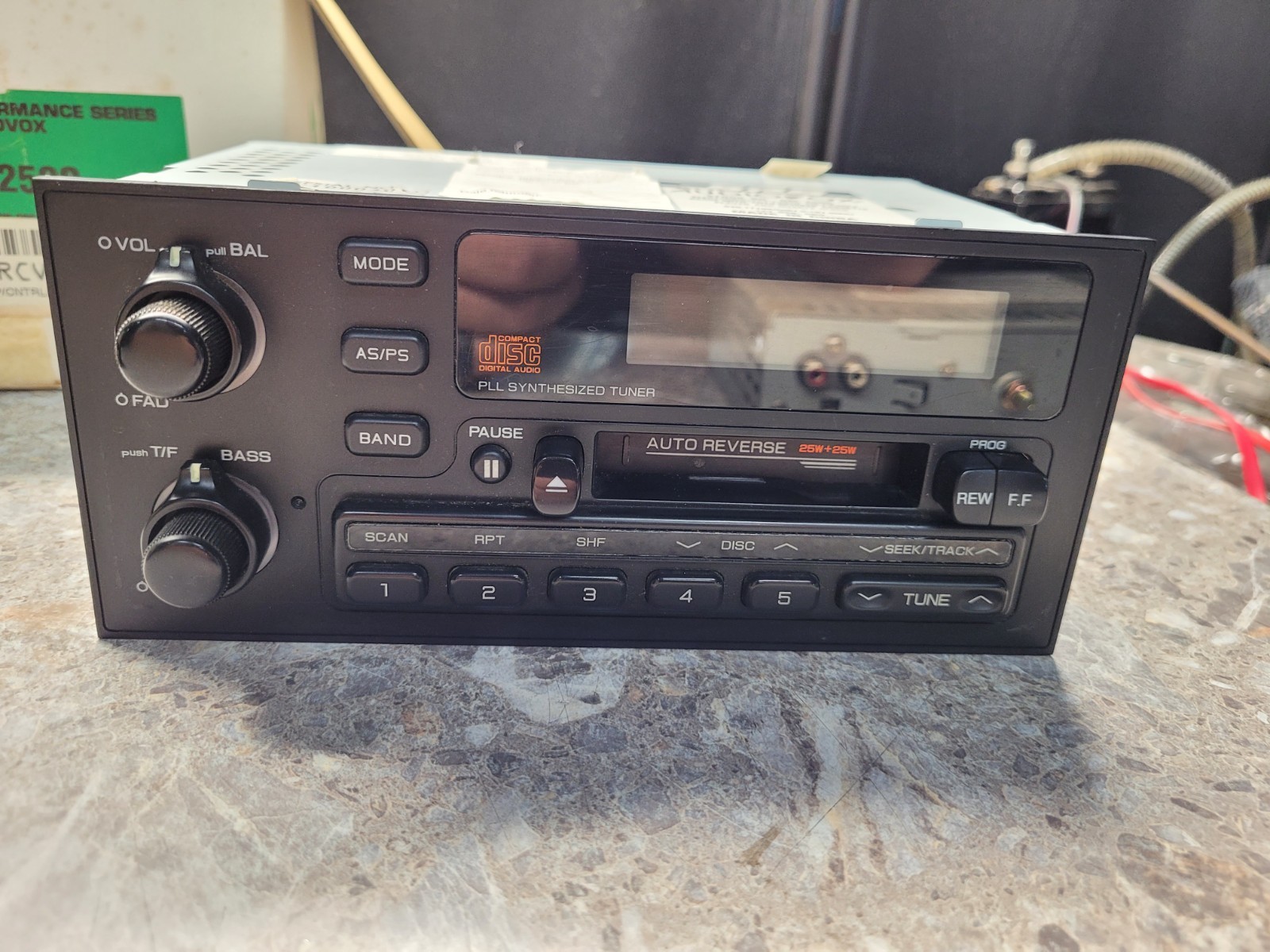 Audivox GM-250 AM/FM/MPX Cassette Radio GM-250G Chevrolet 1990’s with box & acc