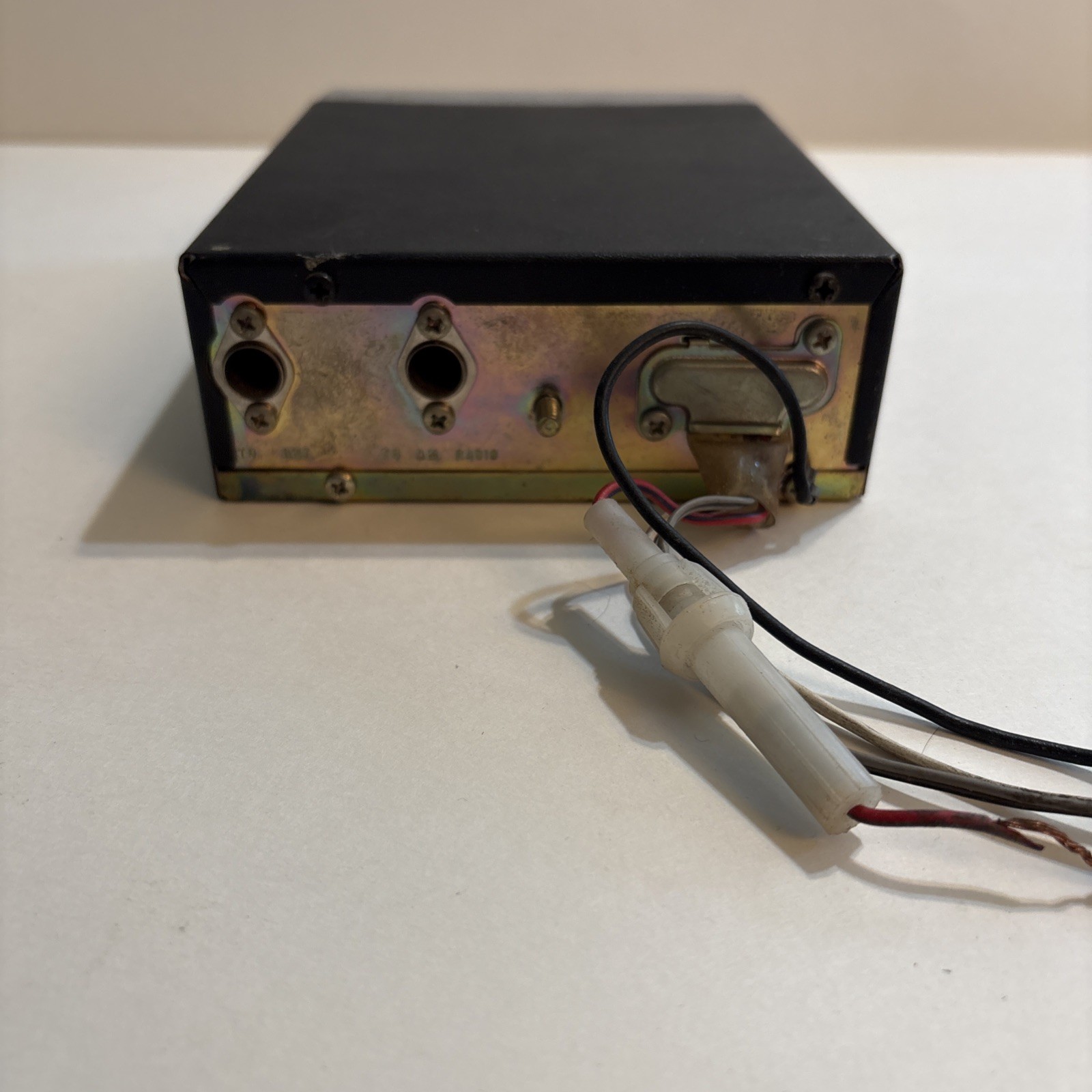 Vintage Realistic FM Stereo Car Radio Under Dash Model 12-1370 12V Radio Shack