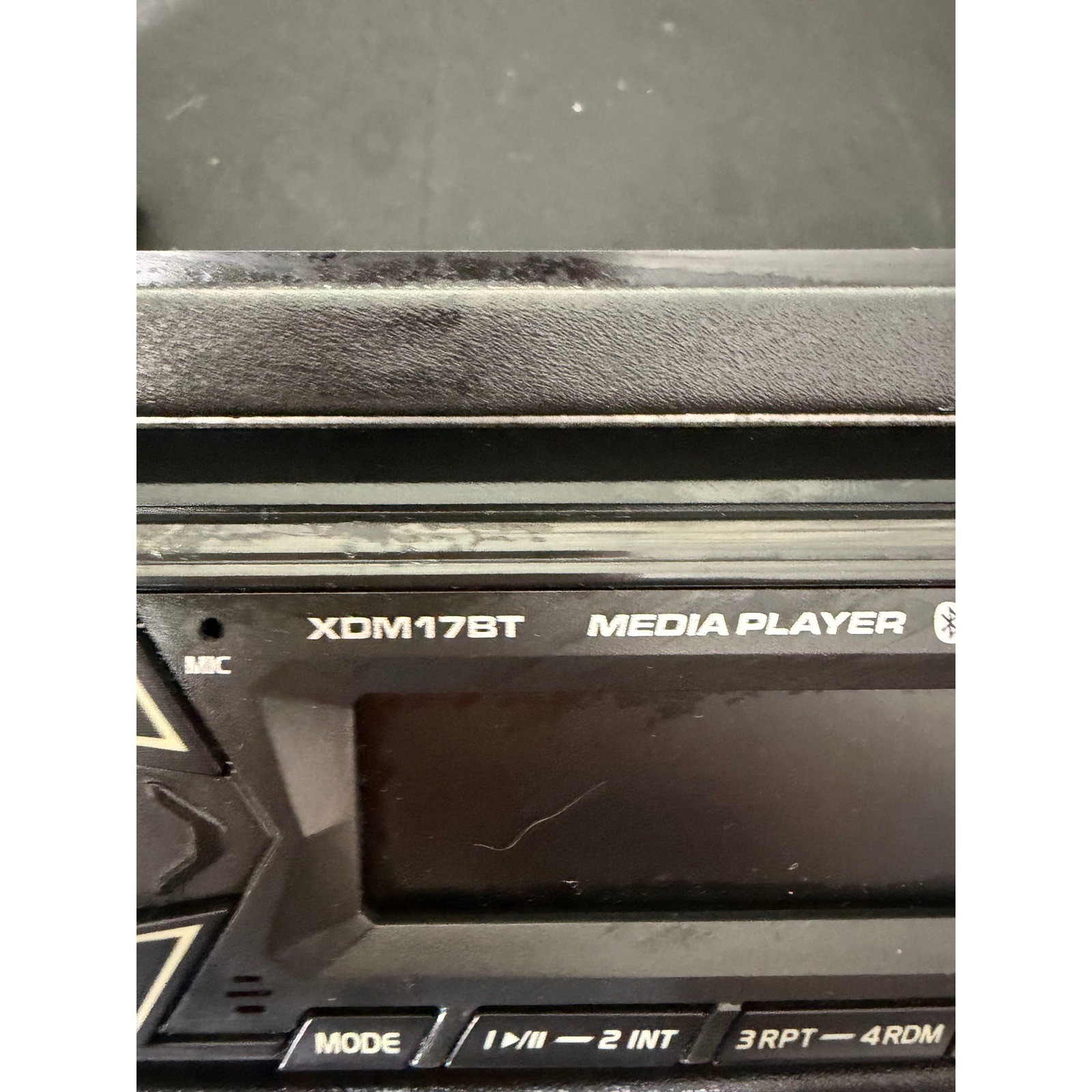 Dual XDM17BT Media Player Single DIN Black Excellent Bluetooth USB iPlug Metra