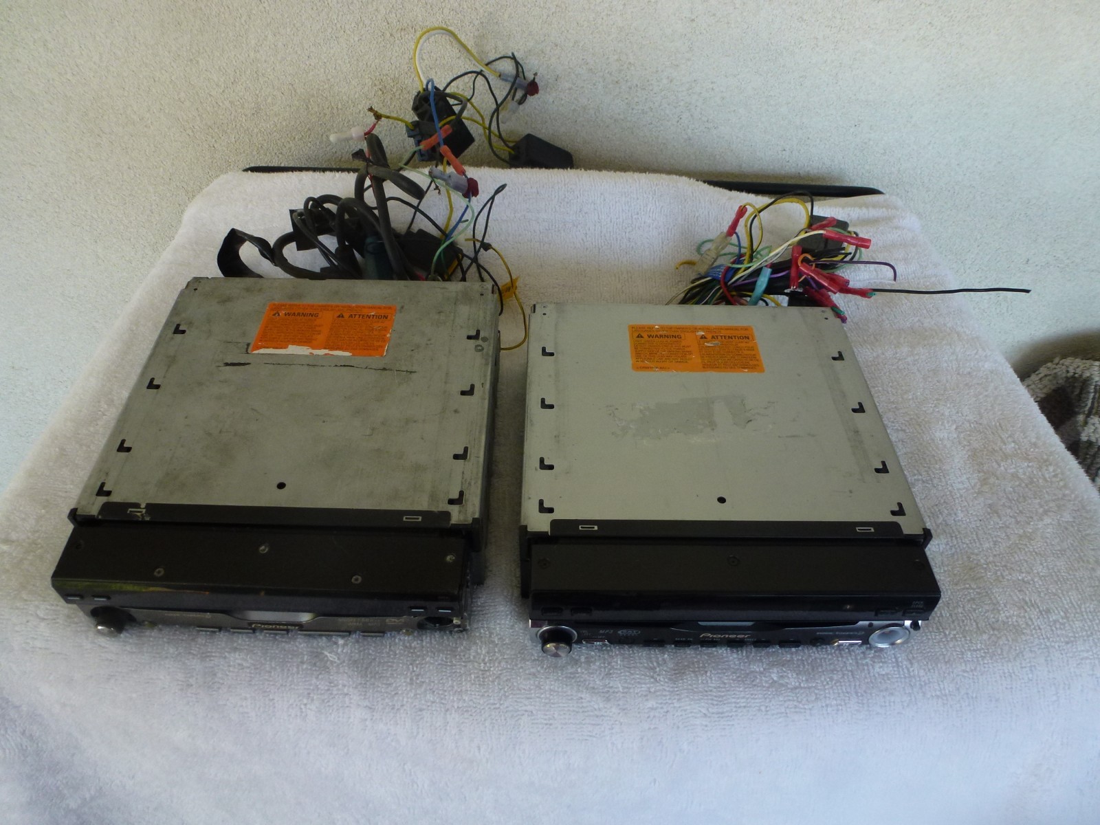 Pioneer AVIC-N2 and AVH-P6600DVD Navigation DVD CD receivers Parts/Repair