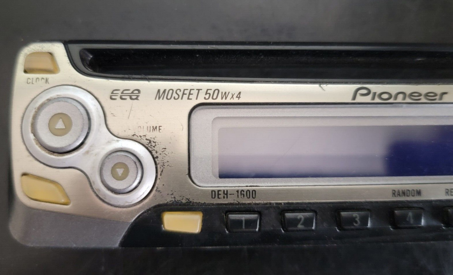 PIONEER DEH-1600 Super Tuner Car Stereo Detachable FACEPLATE ONLY