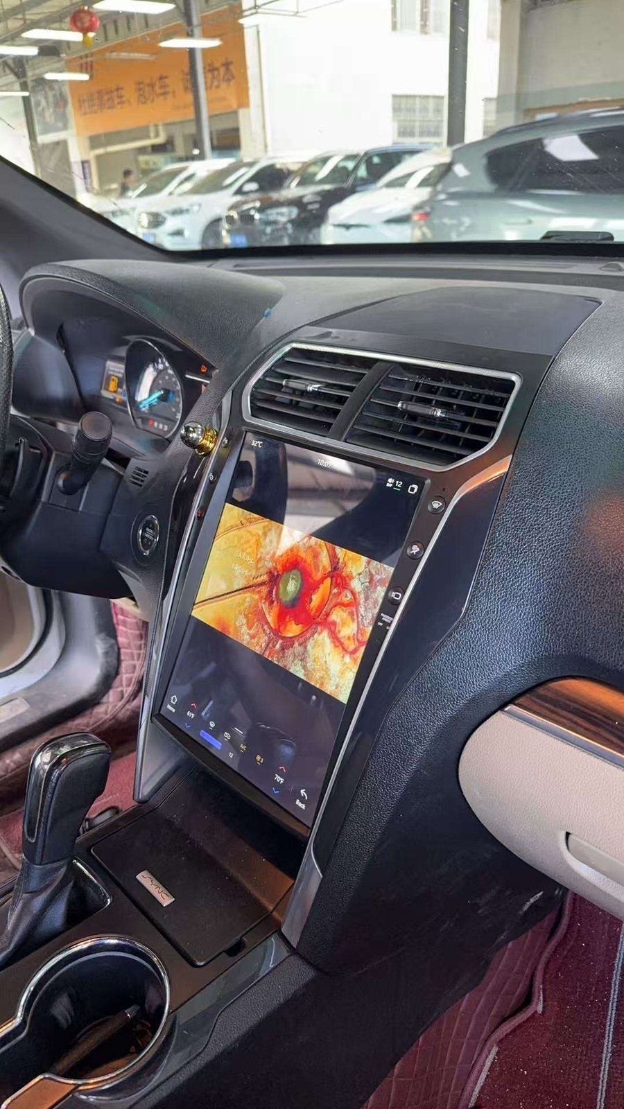 13.8″ Car Radio Stereo GPS Navigation Android 4+64G For Ford Explorer 2011-2019