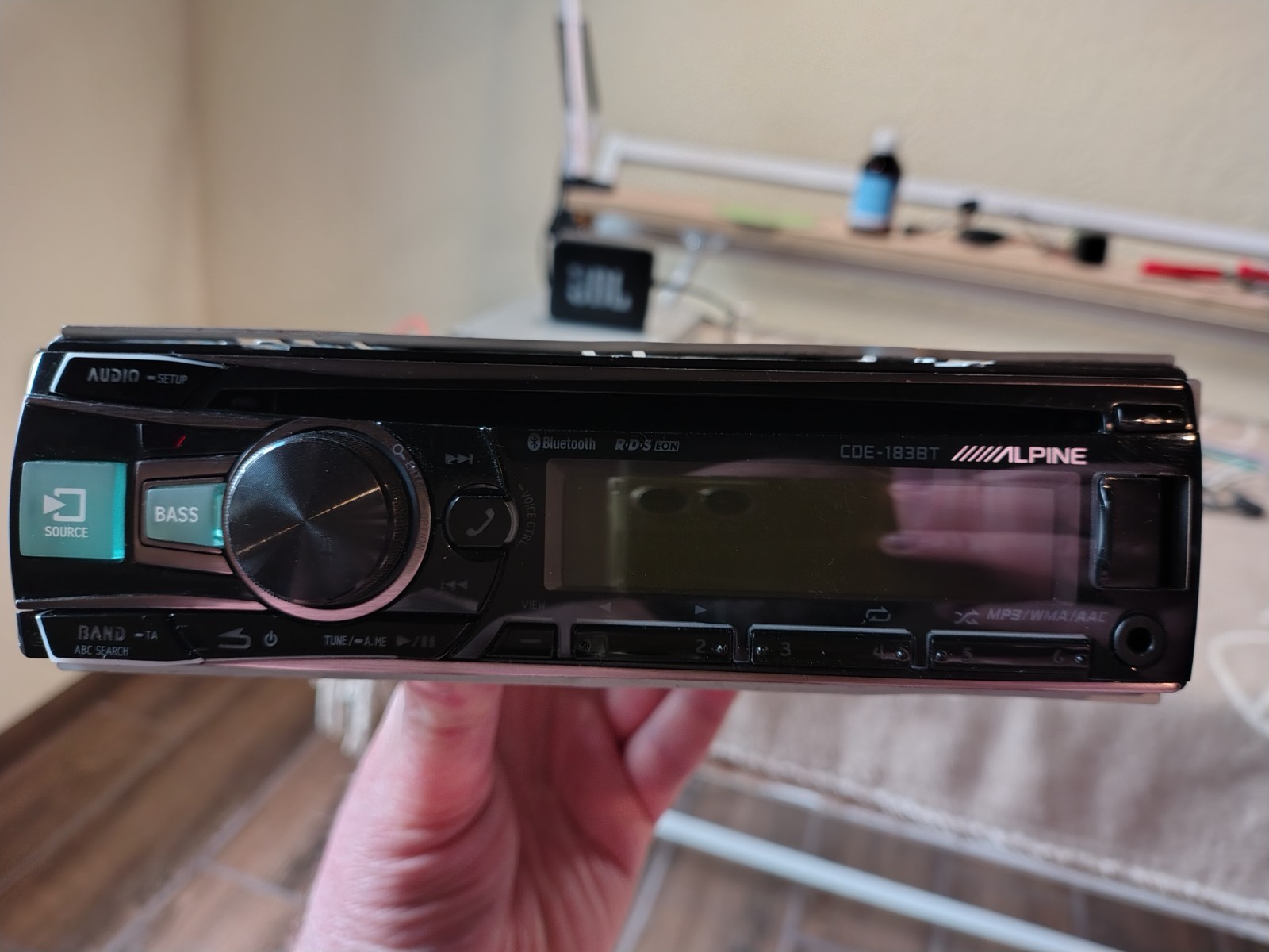 Alpine CDE-183BT Car Stereo CD Media Receiver Fully Working Great Shape