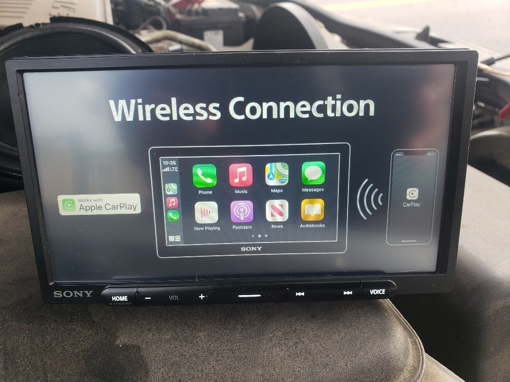 SONY 6.95″ DIGITAL BLUETOOTH MULTIMEDIA RECEIVER XAV-AX4000 CARPLAY/ANDROID