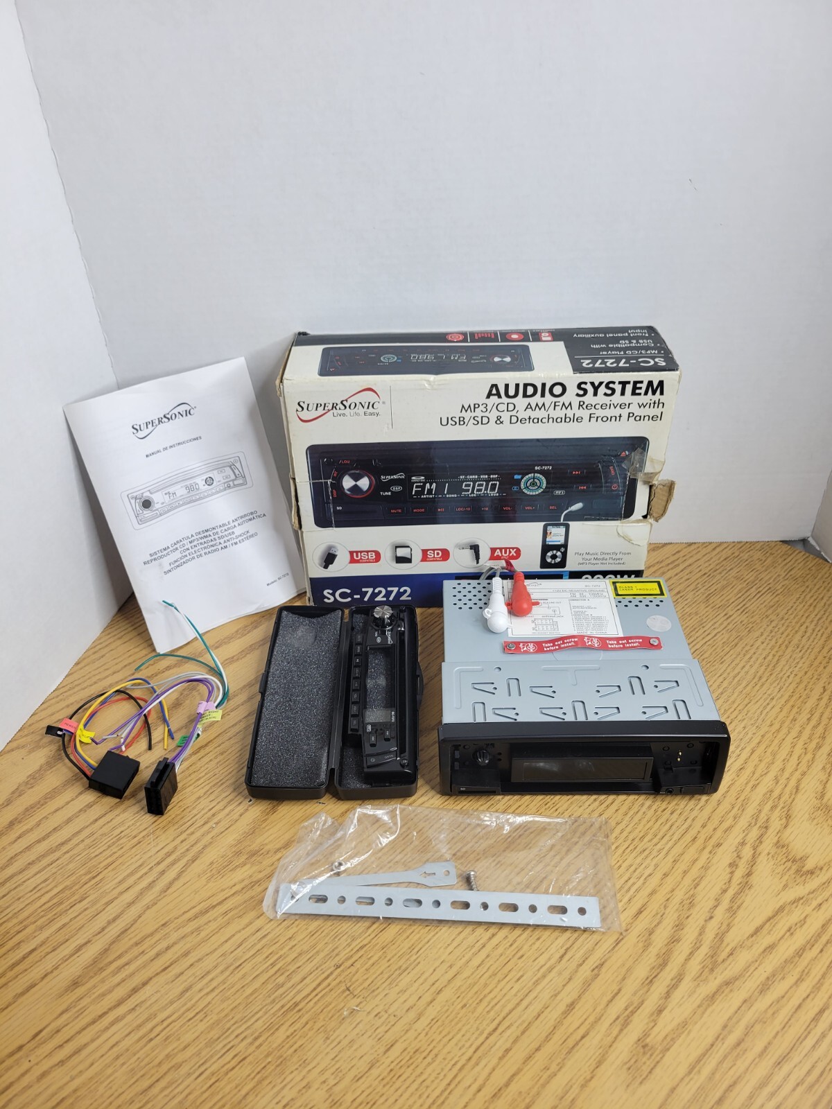 Supersonic SC-7272 Car In Dash Audio Unit Single DIN AM/FM USB AUX – Open Box