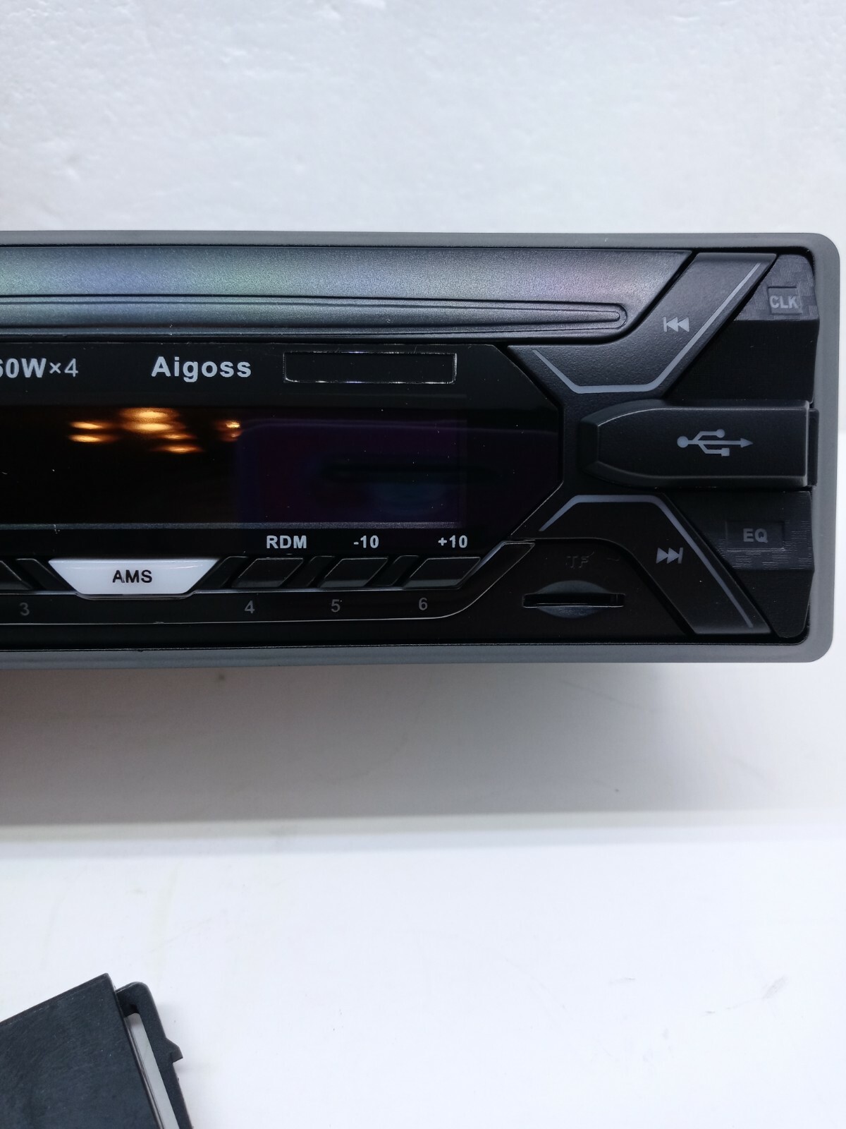Car MP3 Player with USB/SD Port 60Wx4, LED display, Remote control,AUX input NEW