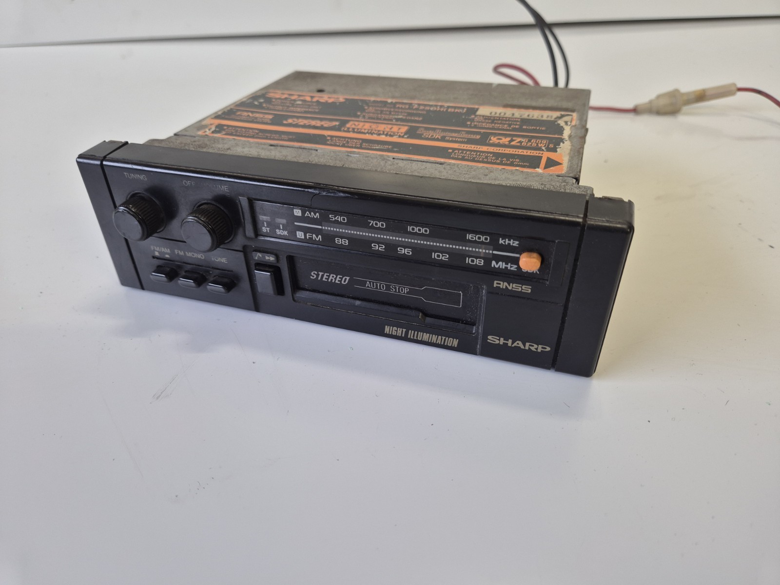 Vintage SHARP RG-250 BK Car Stereo Radio OEM
