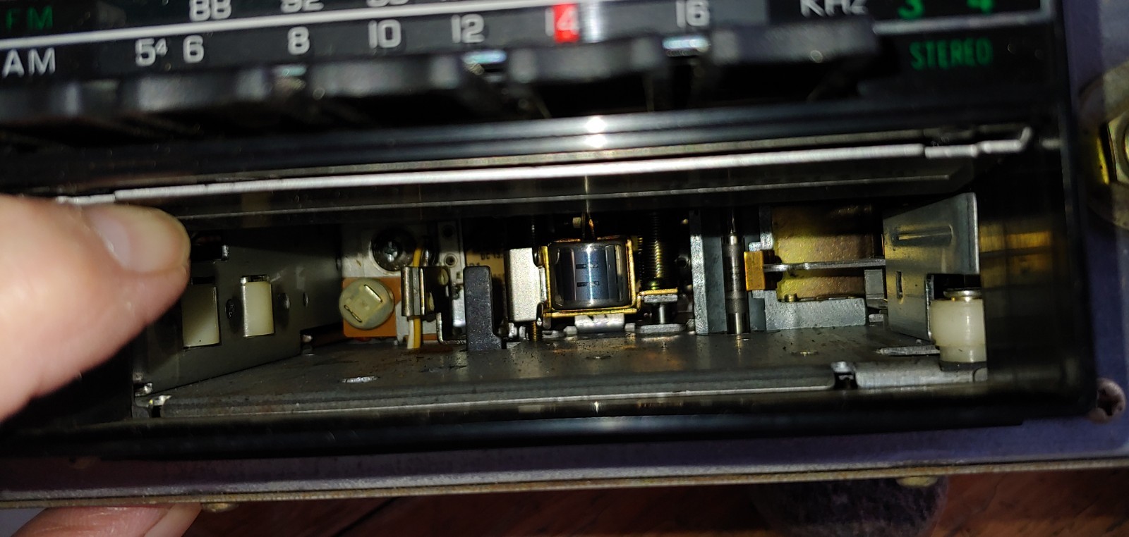 Original 1970’s MOTOROLA Model TF875AX In-Dash AM FM 8 TRACK Stereo PLAYER
