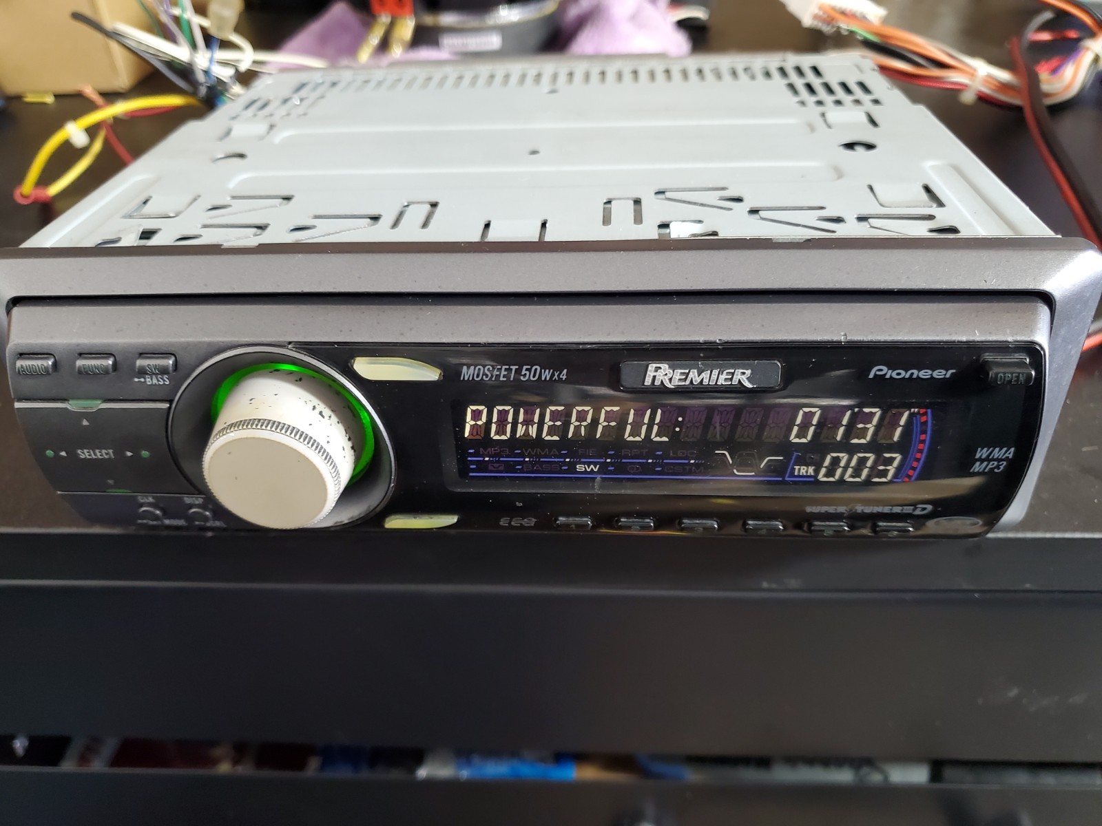 Pioneer Premier DEH-P480MP Old School Single Din Car Stereo (CD PLAYER)