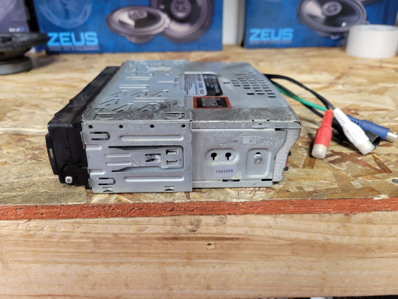 Dual XML8100 iPod Dock/Receiver Used Selling For Parts