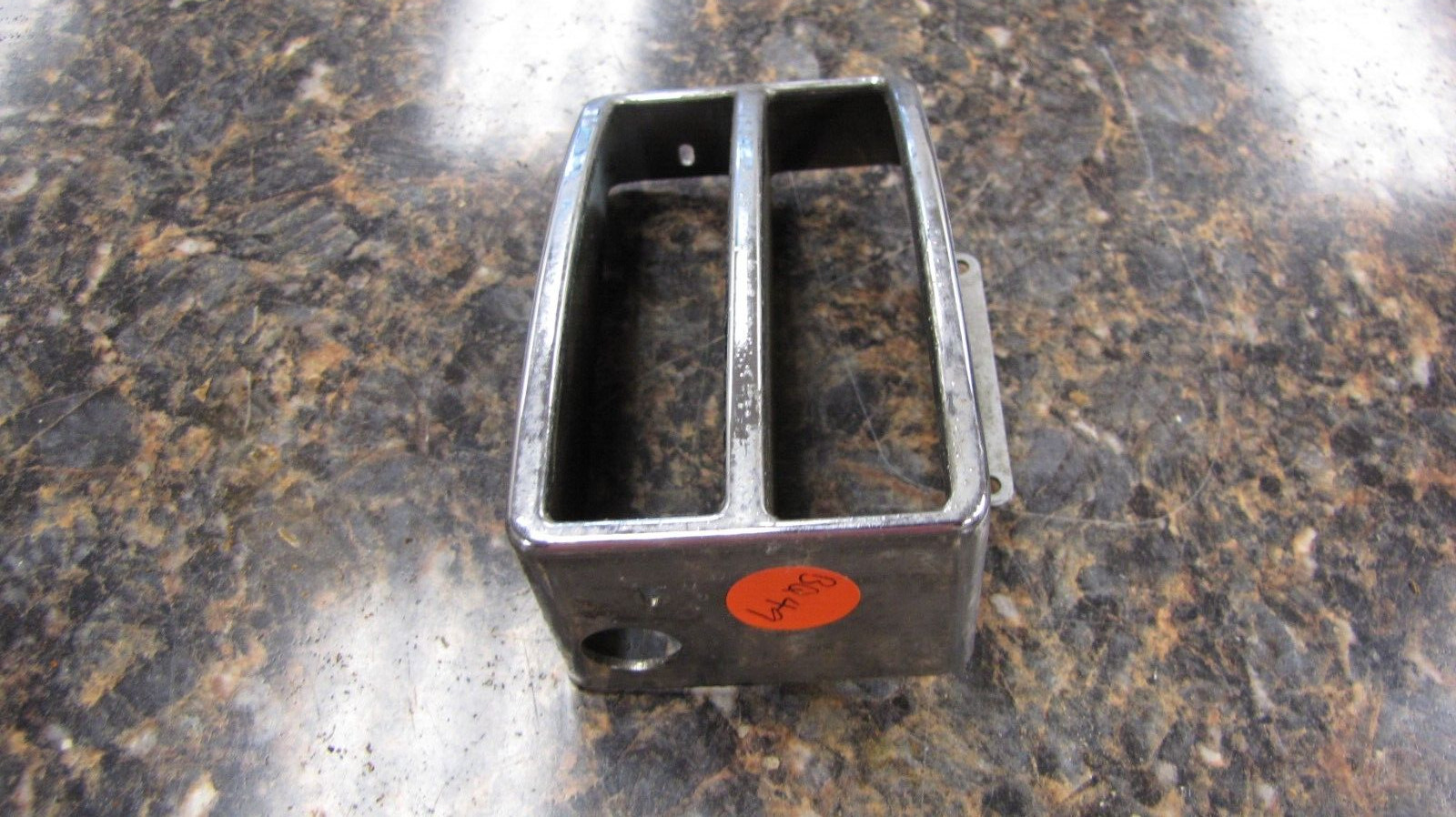 1949 1950 Chevrolet Sedan AM PB Car Radio Chrome Face Plate Model #986240 – BQ49