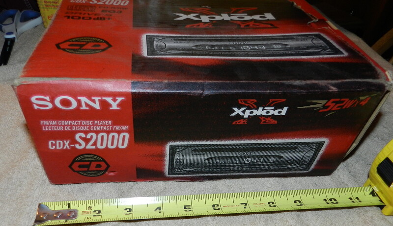 SONY XPLOD CDX-S2000 FM/AM CD PLAYER TUNER CAR AUDIO NIB Missing Release Key