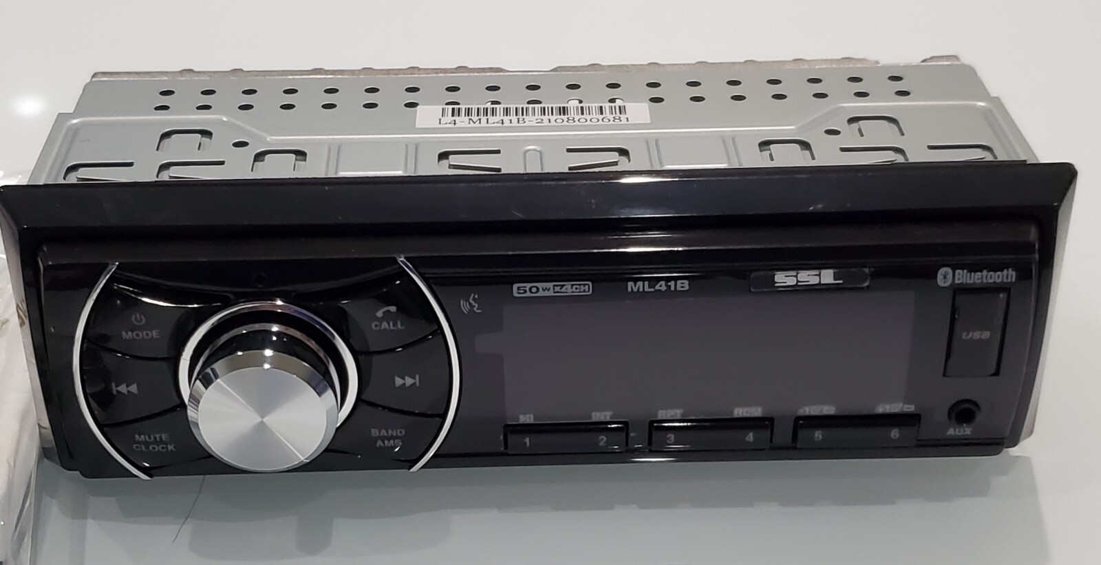 SSL Ml41B BLUETOOH MP3-COMPATIBLE DIGITAL MEDIA FM RECEIVER 200WATTS