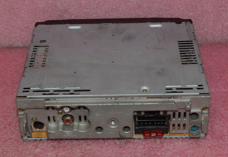Sony FM/AM Compact Disc Player Model CDX-L510X.