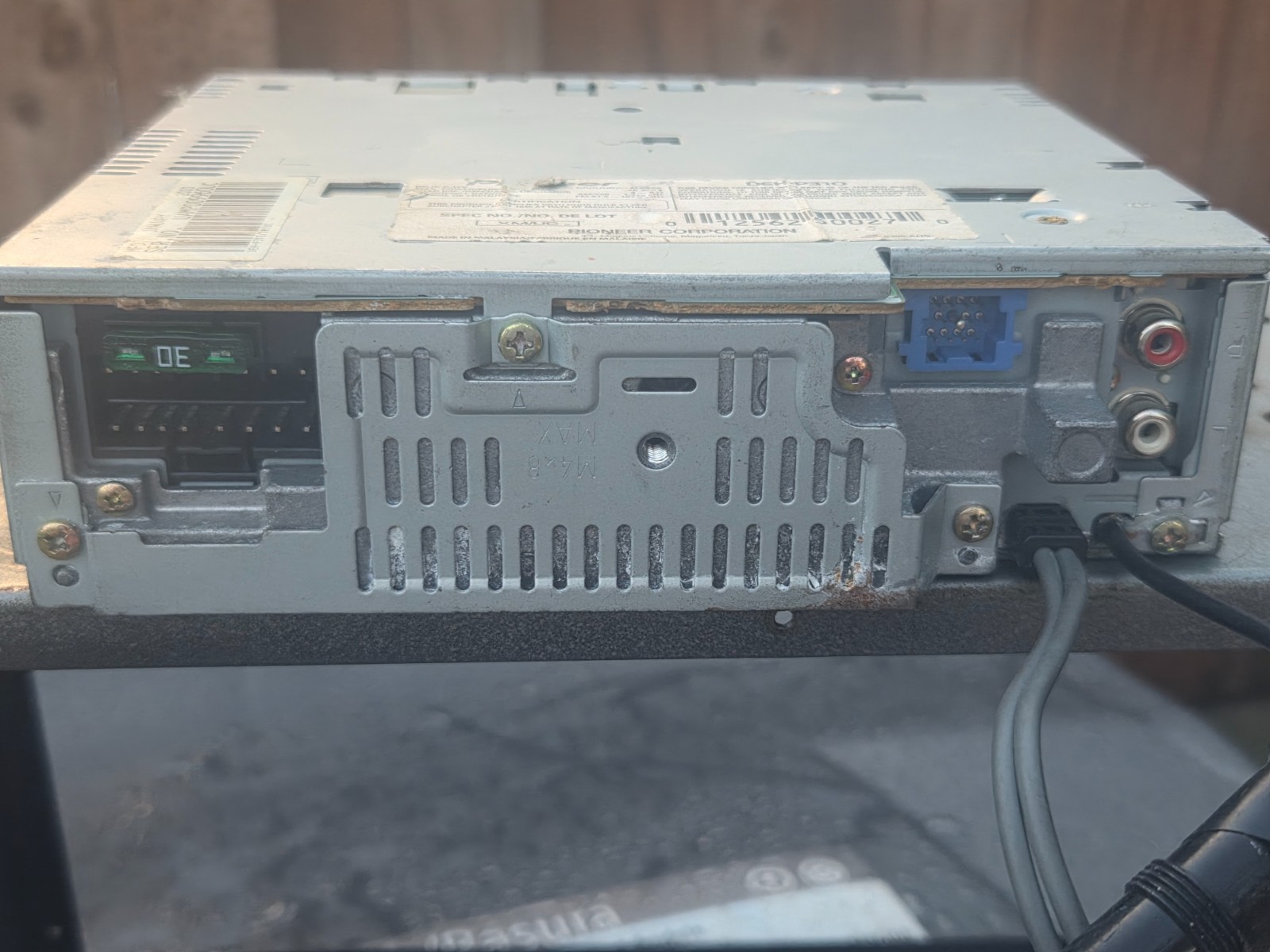 Pioneer Premier DEH-P310 Car Stereo CD Player In-Dash Receiver – Untested, PARTS
