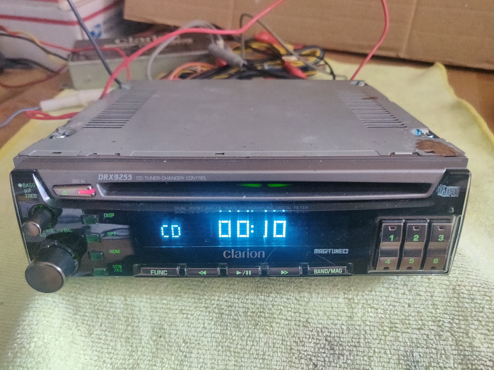 Clarion Addzest DRX9255 With FM 87.9-107.9 MHz.