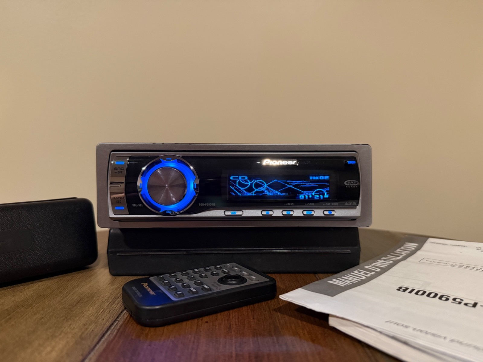 RARE PIONEER DEH-P5900IB Old School CD Player BLUETOOTH adapter REMOTE Graphics!