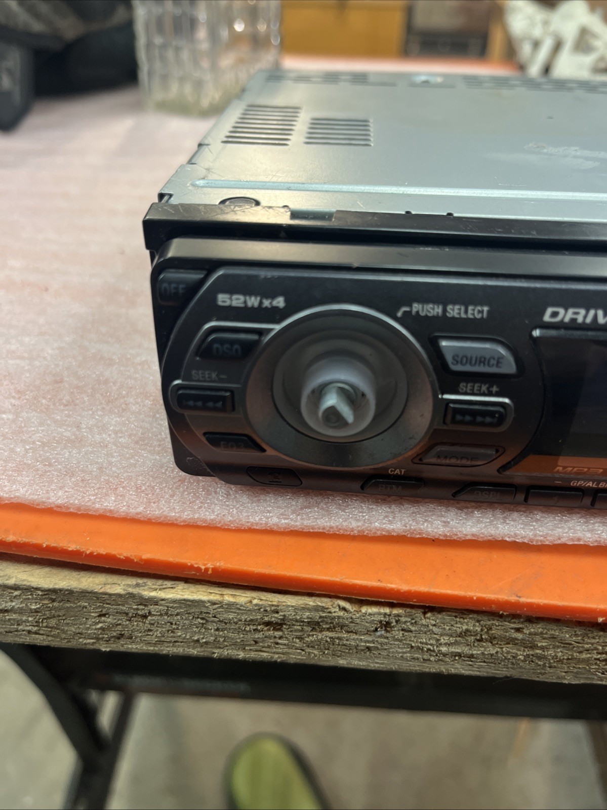 Sony Xplod CDX-GT510 Single DIN CD Player/Radio 52W Untested