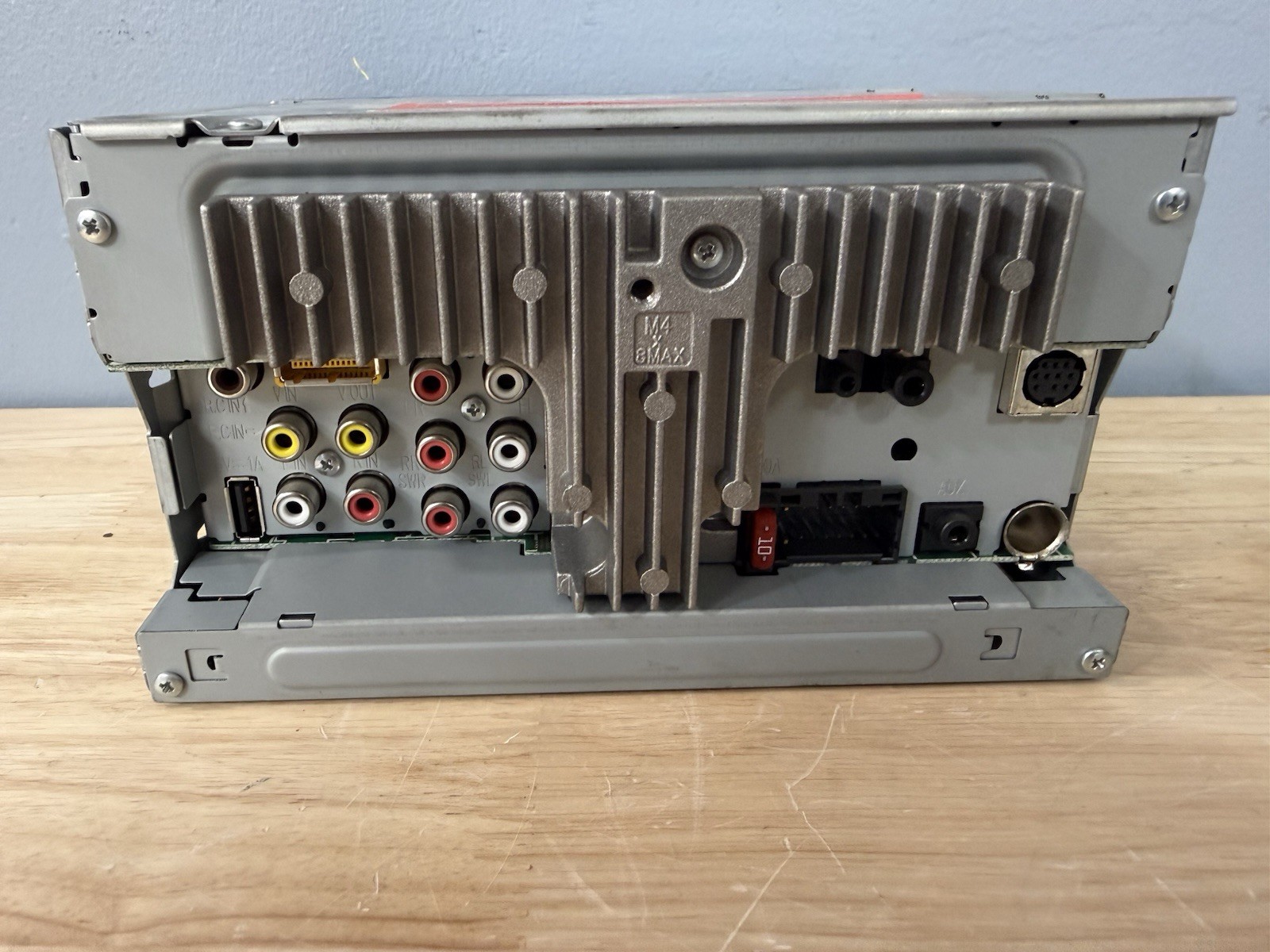Pioneer AVH-X391BHS In Dash DVD/CD player Not Tested No Harness