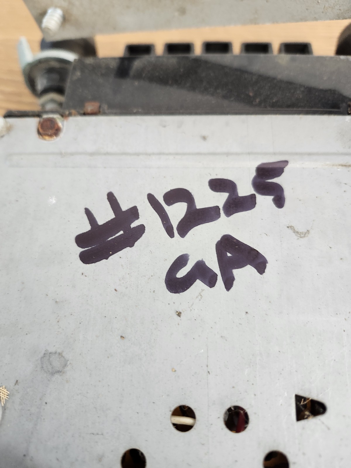 73-87 Chrvy Truck Delco GM Radio AM Oem Untested 73-80 K5 K10 C10 C20 K20 K30