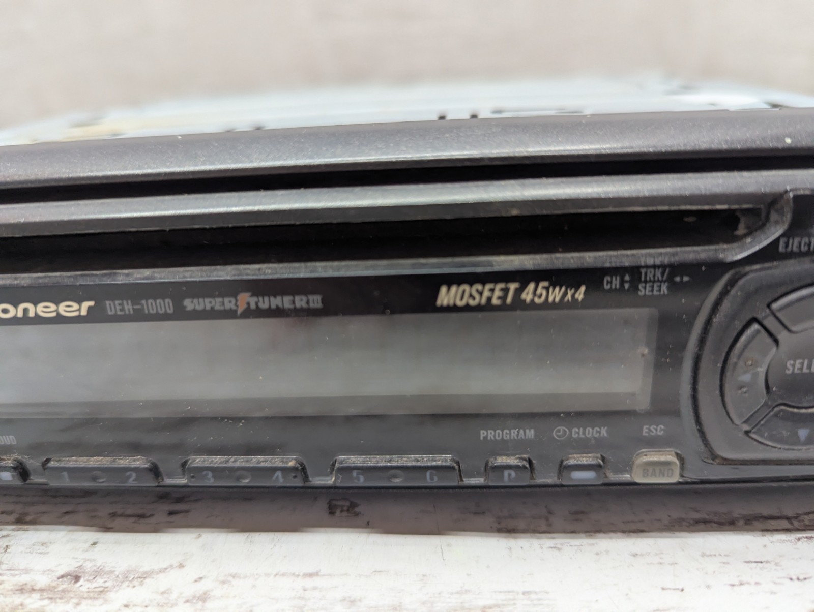 Pioneer DEH-1000 Super Tuner 3 (Parts and Repair) Untested Might Work