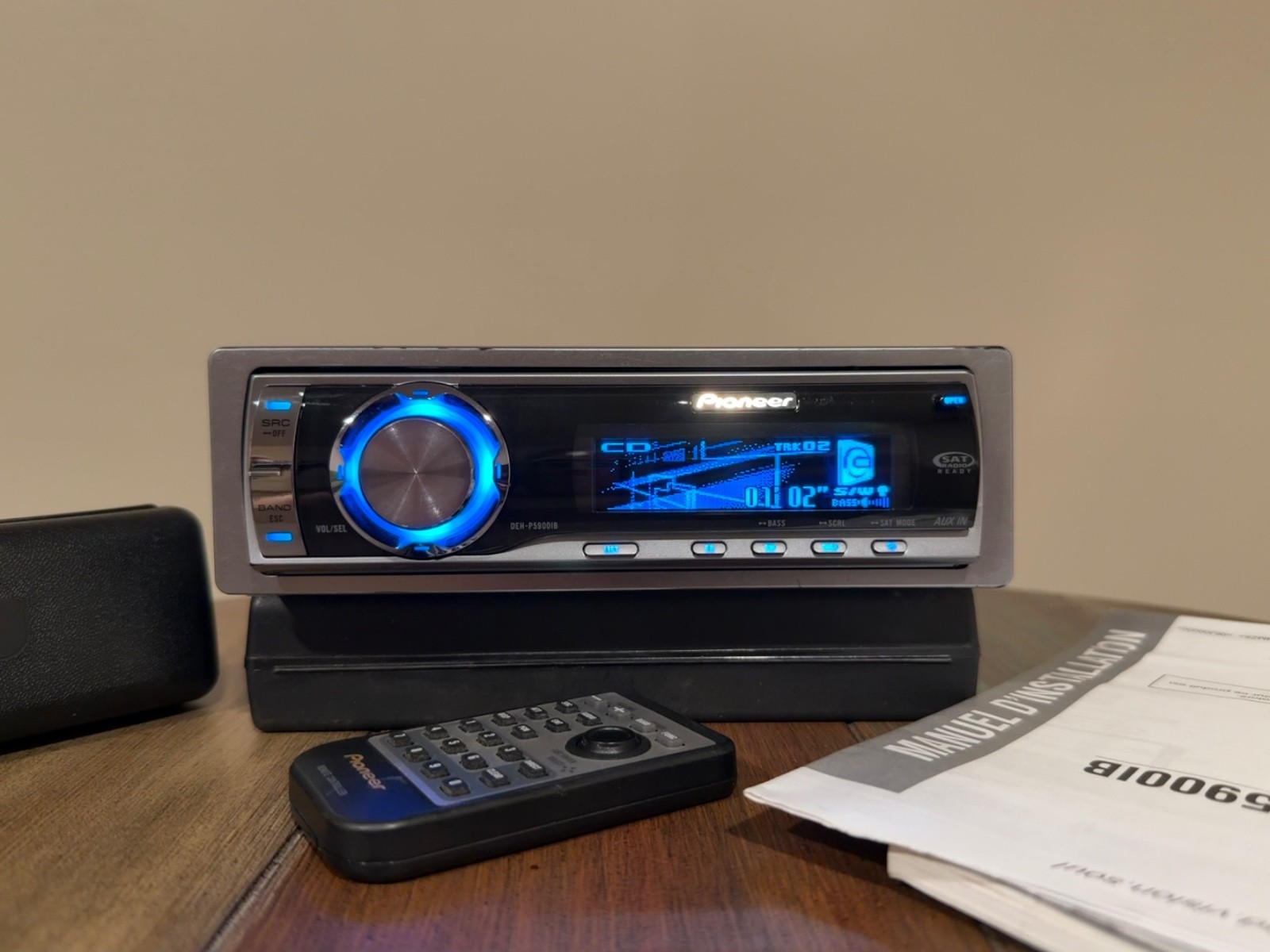 RARE PIONEER DEH-P5900IB Old School CD Player BLUETOOTH adapter REMOTE Graphics!