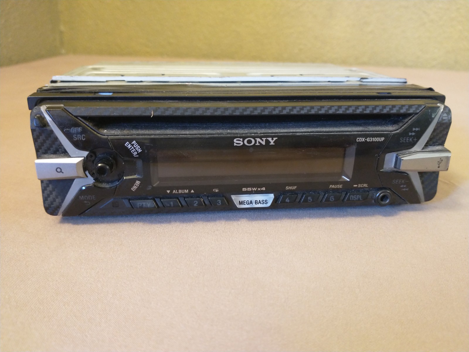 Sony CDX-G3100UP Single Din CD Car Radio Receiver USB Auxiliary Input Compatible