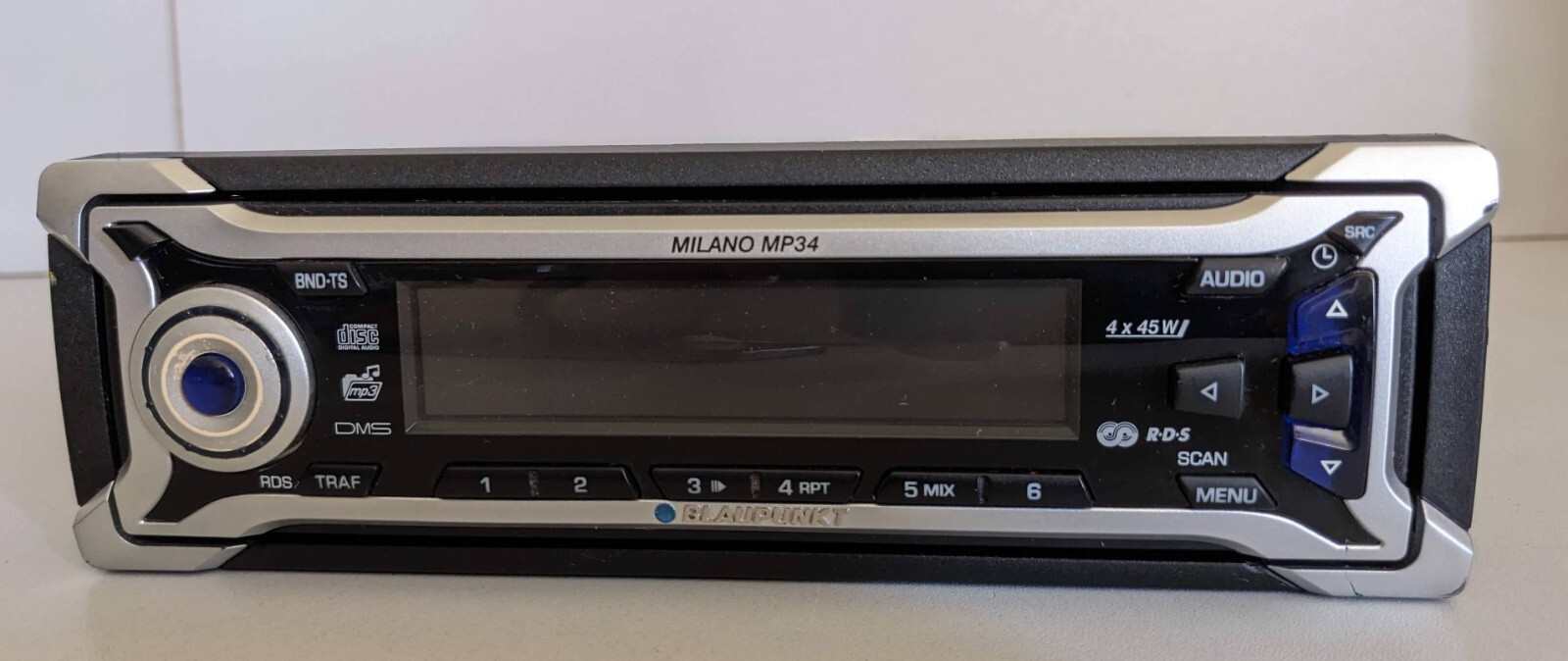 Blaupunkt Milano MP34 7644192310 Original Car Radio CD MP3 Aux-In 4×25 Watt