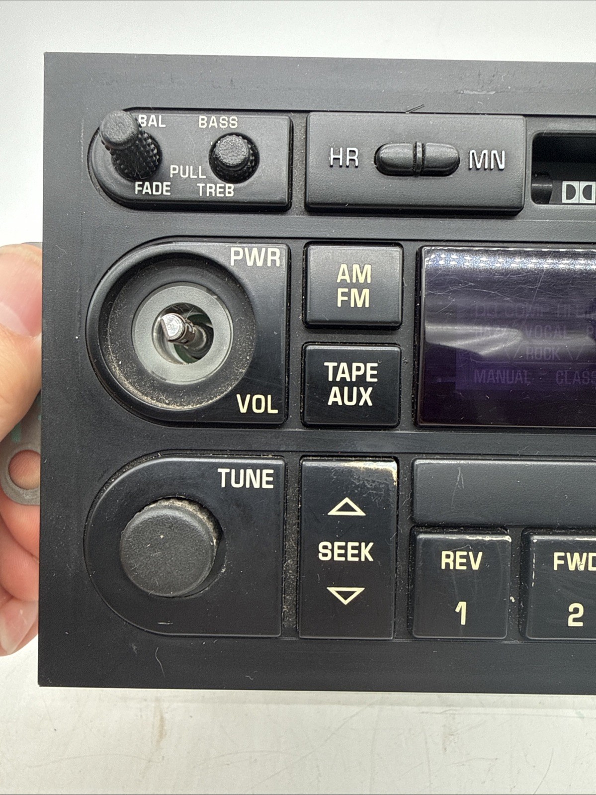 Oldsmobile Delco GM OEM Cassette player radio 95 96 97 98 99 16200753 Olds