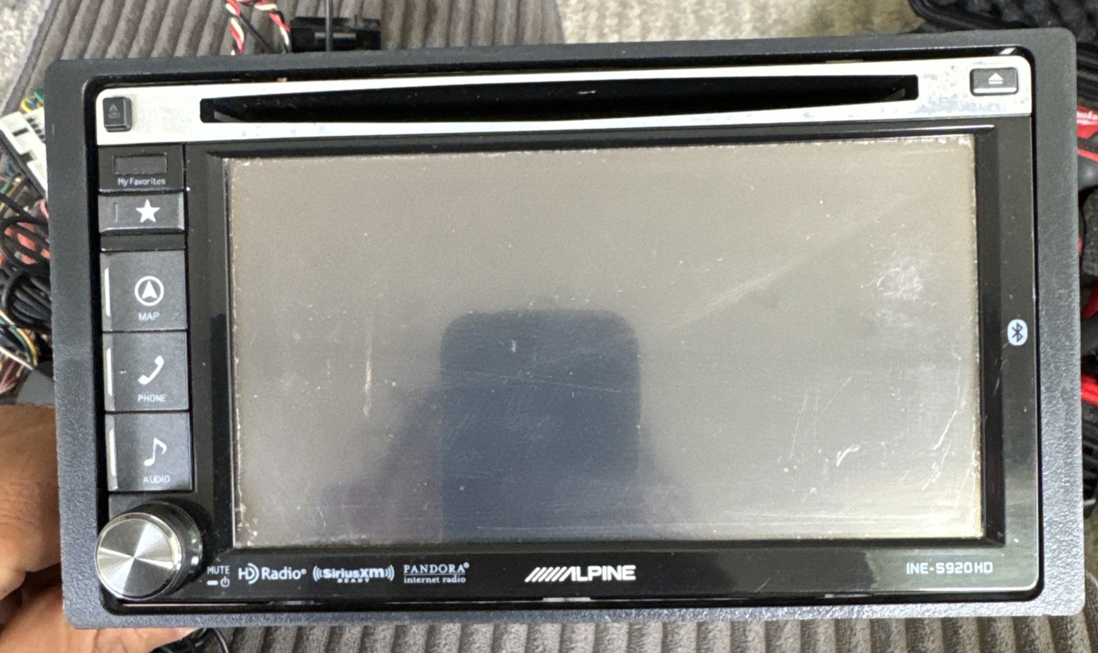 ALPINE INE-S920HD Navigation Touchscreen Bluetooth Apple Android Play Radio