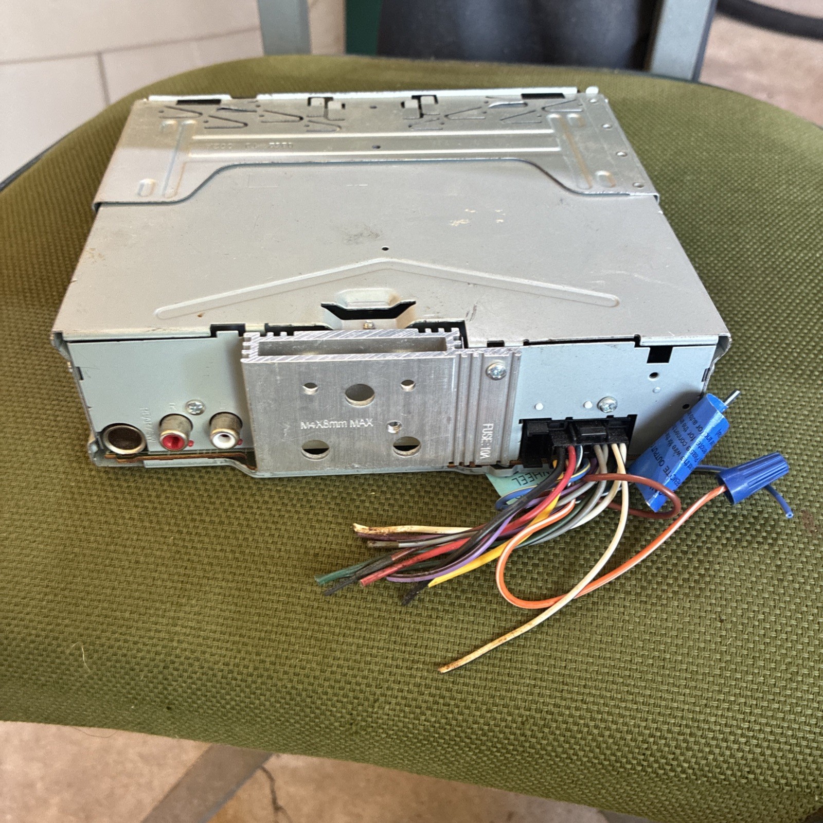 JVC KD-R370 Head Unit WMA MP3 Removable Face CD Untested