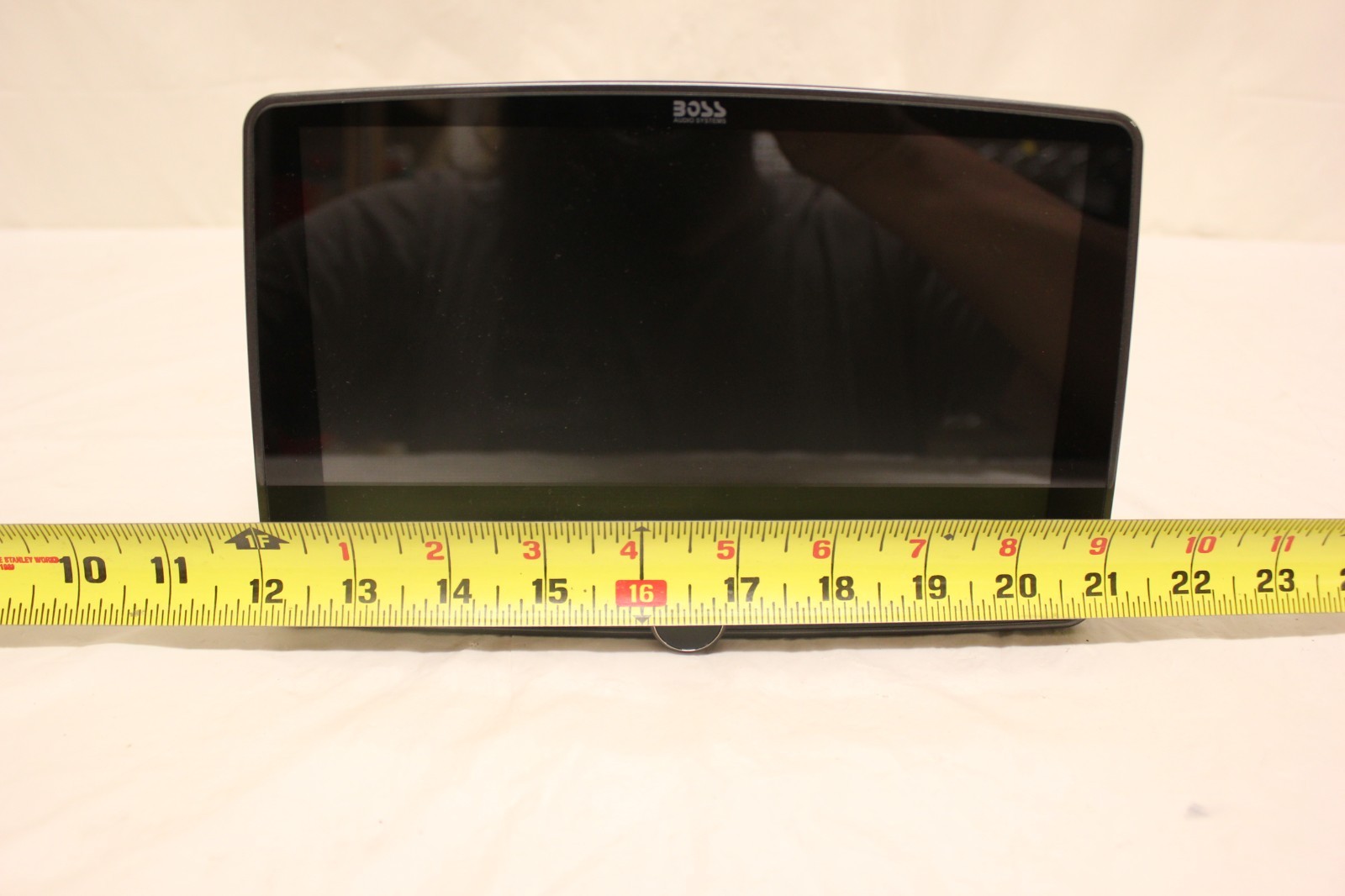 Boss Elite Audio Systems BCPA9RC Digital Media AM/FM Receiver 340W D2