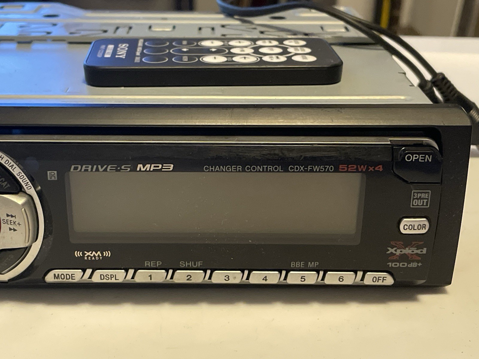 Sony FM/AM Compact Disc Player MP3 Model CDX-FW570 Xplod With OEM Remote
