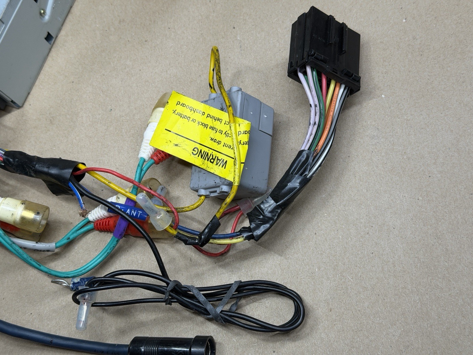 Alpine CDA-9815 CD/MP3/WMA Receiver FOR PARTS AS IS