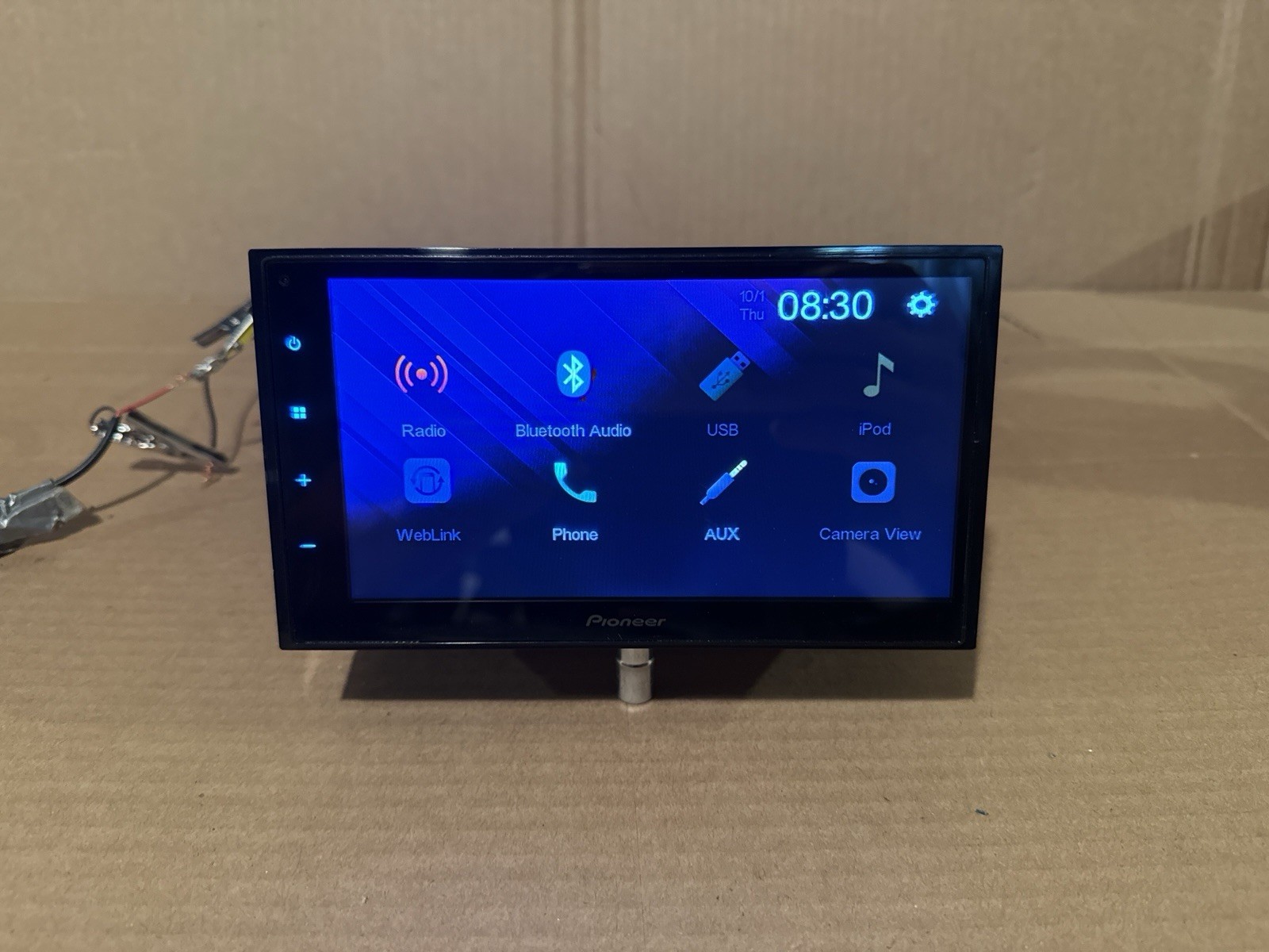 Pioneer DMH-341EX 6.8″ Touchscreen, Bluetooth, Back-up Camera Ready
