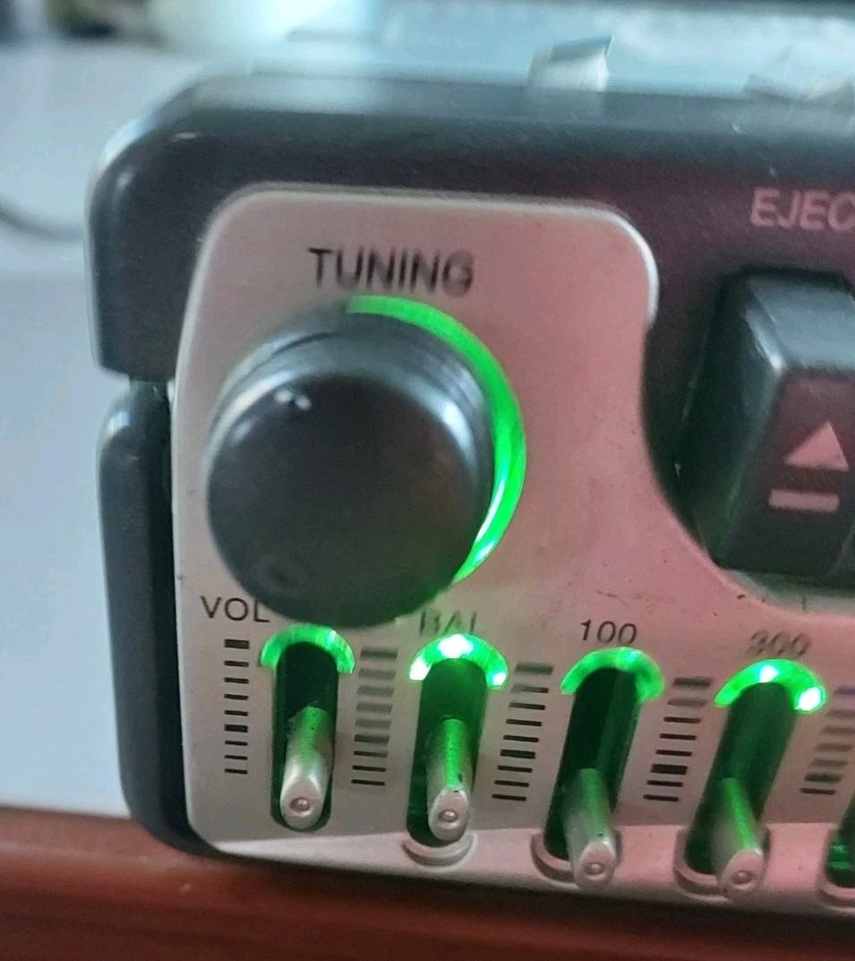 Supersonic Manual Tuning Stereo AM/FM.MPX PULL UP Radio Cassette Model SC-740.