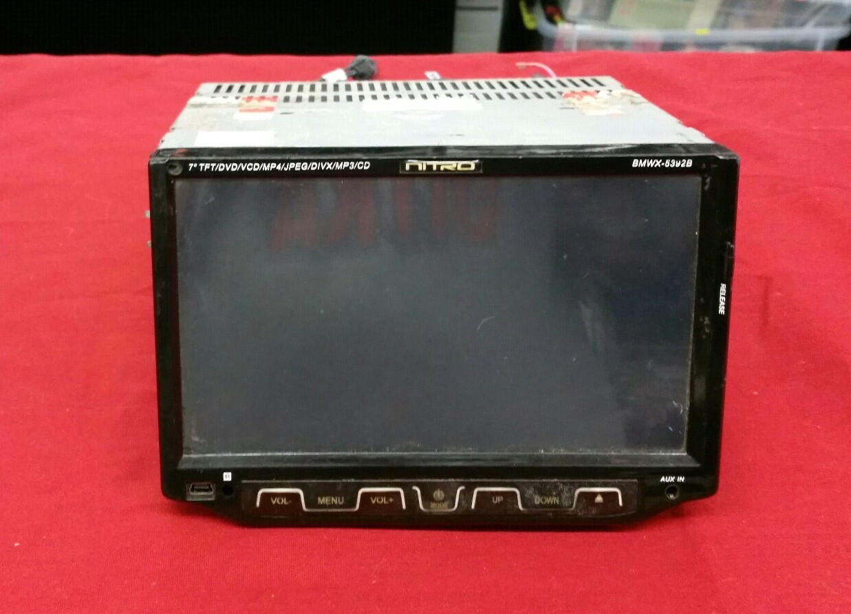 BROKEN AS IS Nitro BMWX-5392B 7-Inch Single DIN In Dash DVD/CD/AM/FM/MP3/MP4