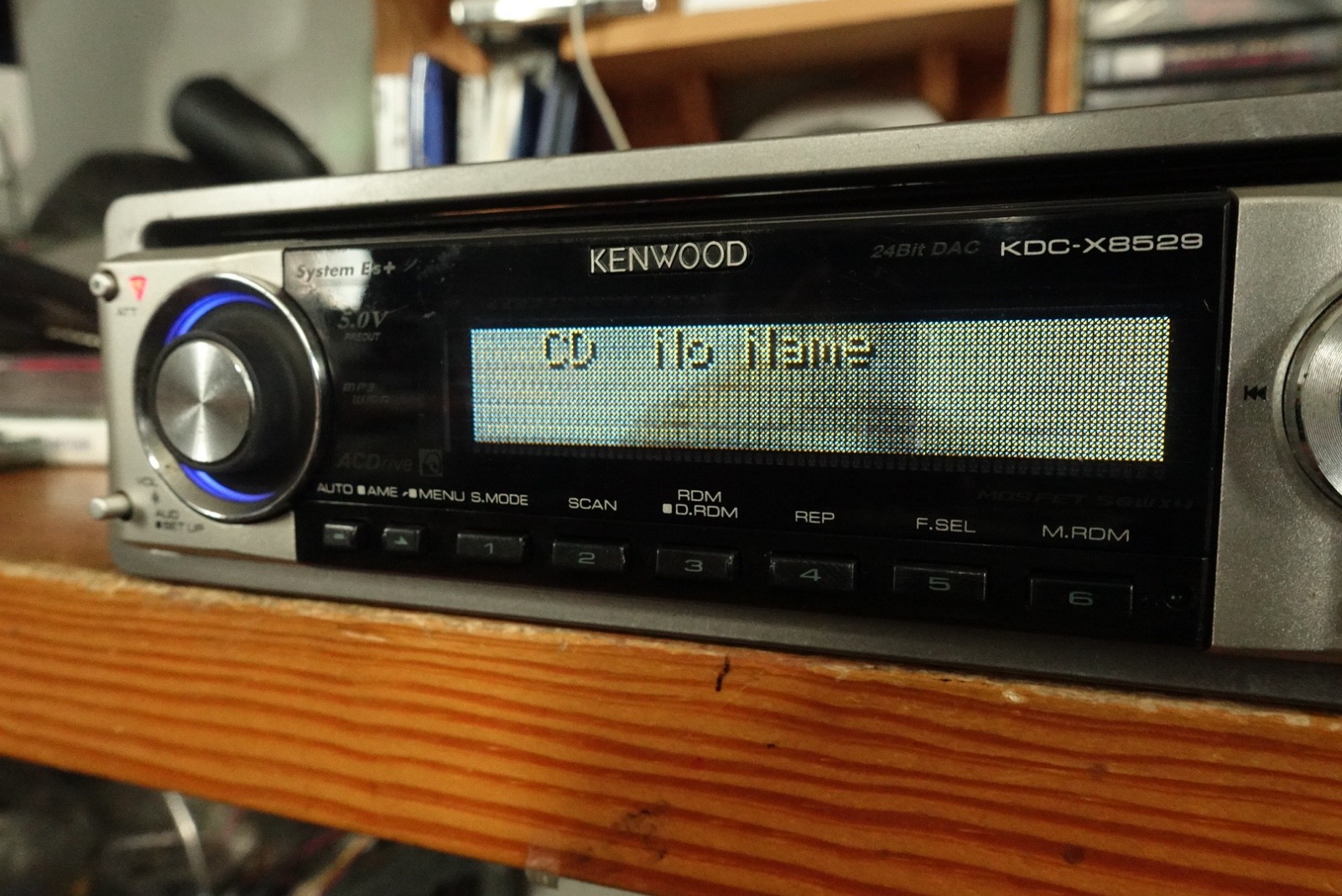 Kenwood KDC-x8529. Graphic Display CD/Bluetooth/Fm108 Player.