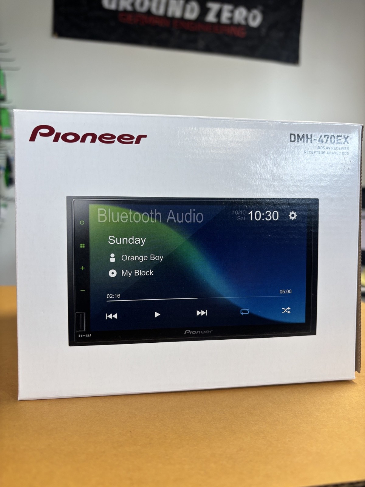 NEW Pioneer DMH-470EX 7″ LCD Digital Media Receiver w/ Bluetooth.