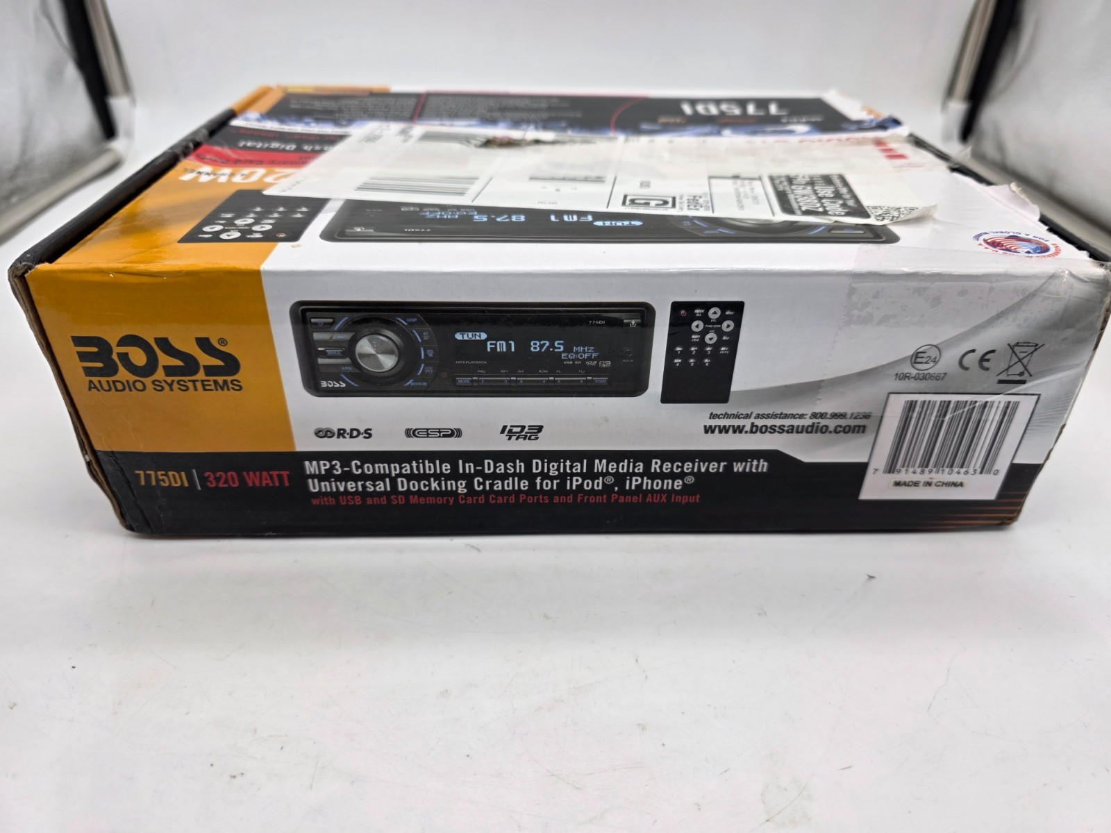 Boss 775DI MP3 In Dash Digital Media Receiver 320 W ~ Open Box NEW