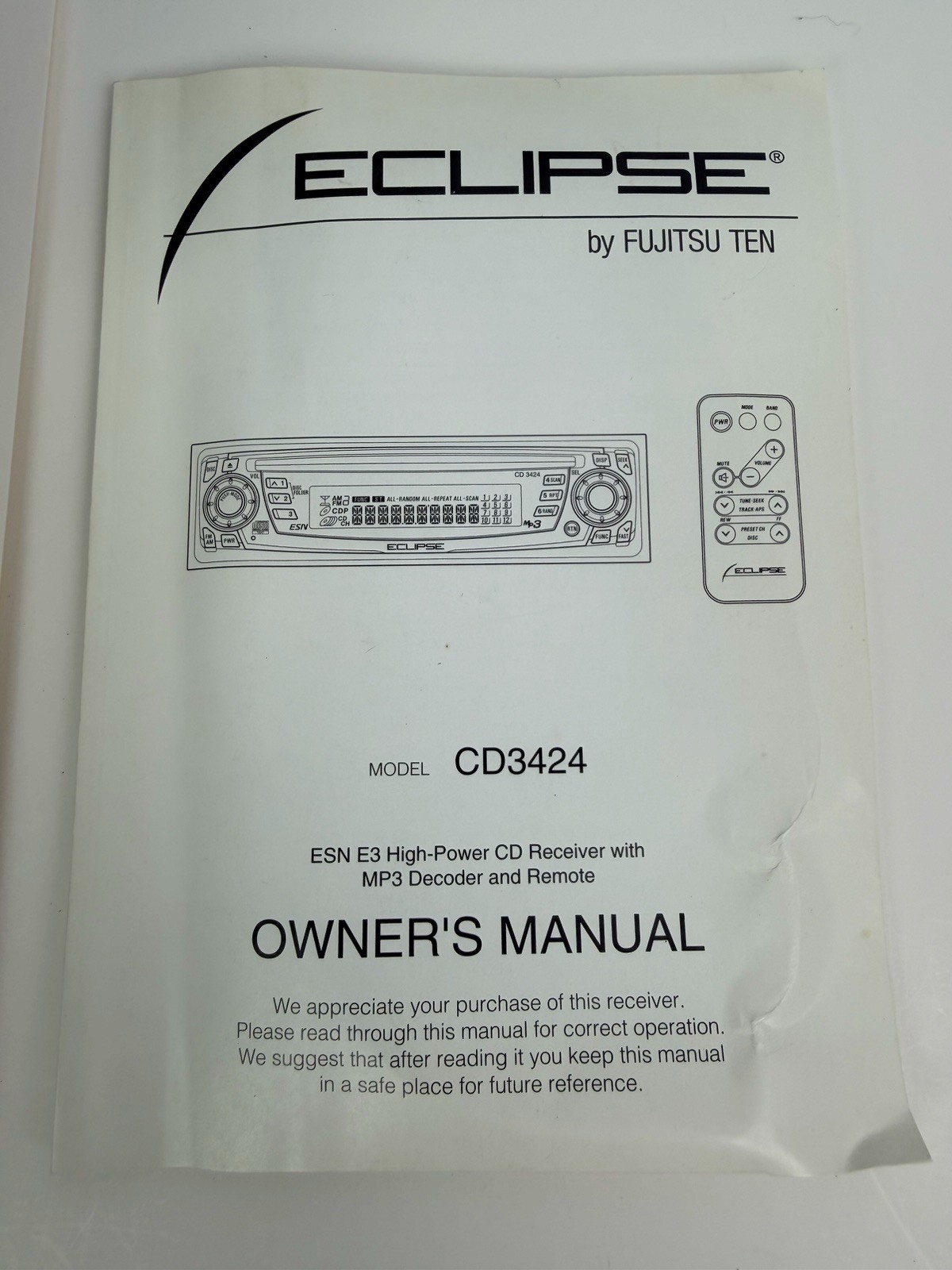 Alpine UTE-73BT Mechless Digital Media Receiver with BT Wireless Technology