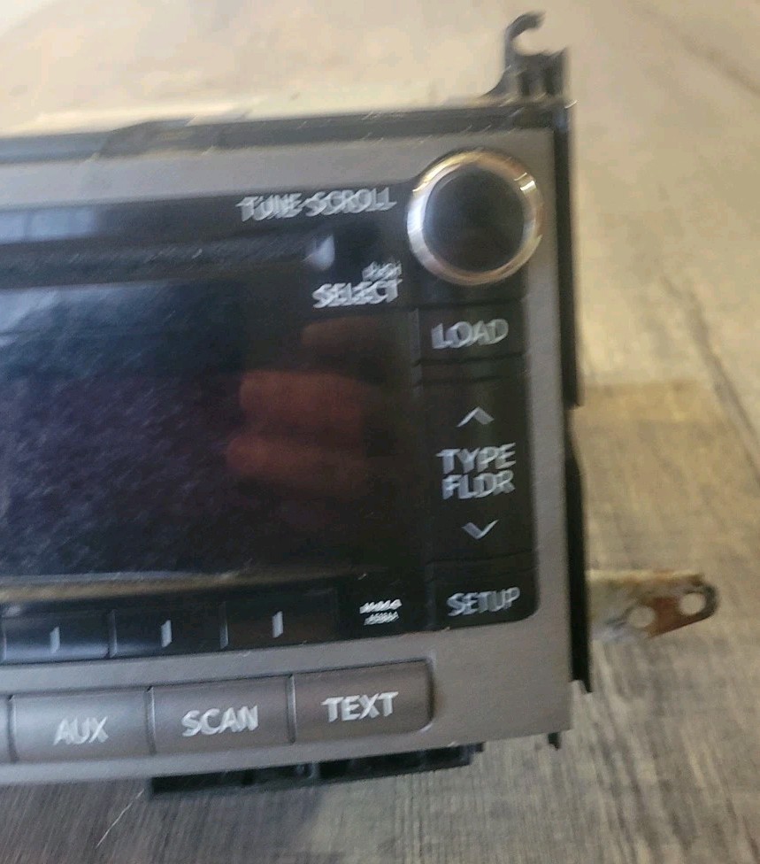 Toyota Venza 2010 2011 2012 Factory Stereo 6 Disc CD Player OEM Radio 861200T090