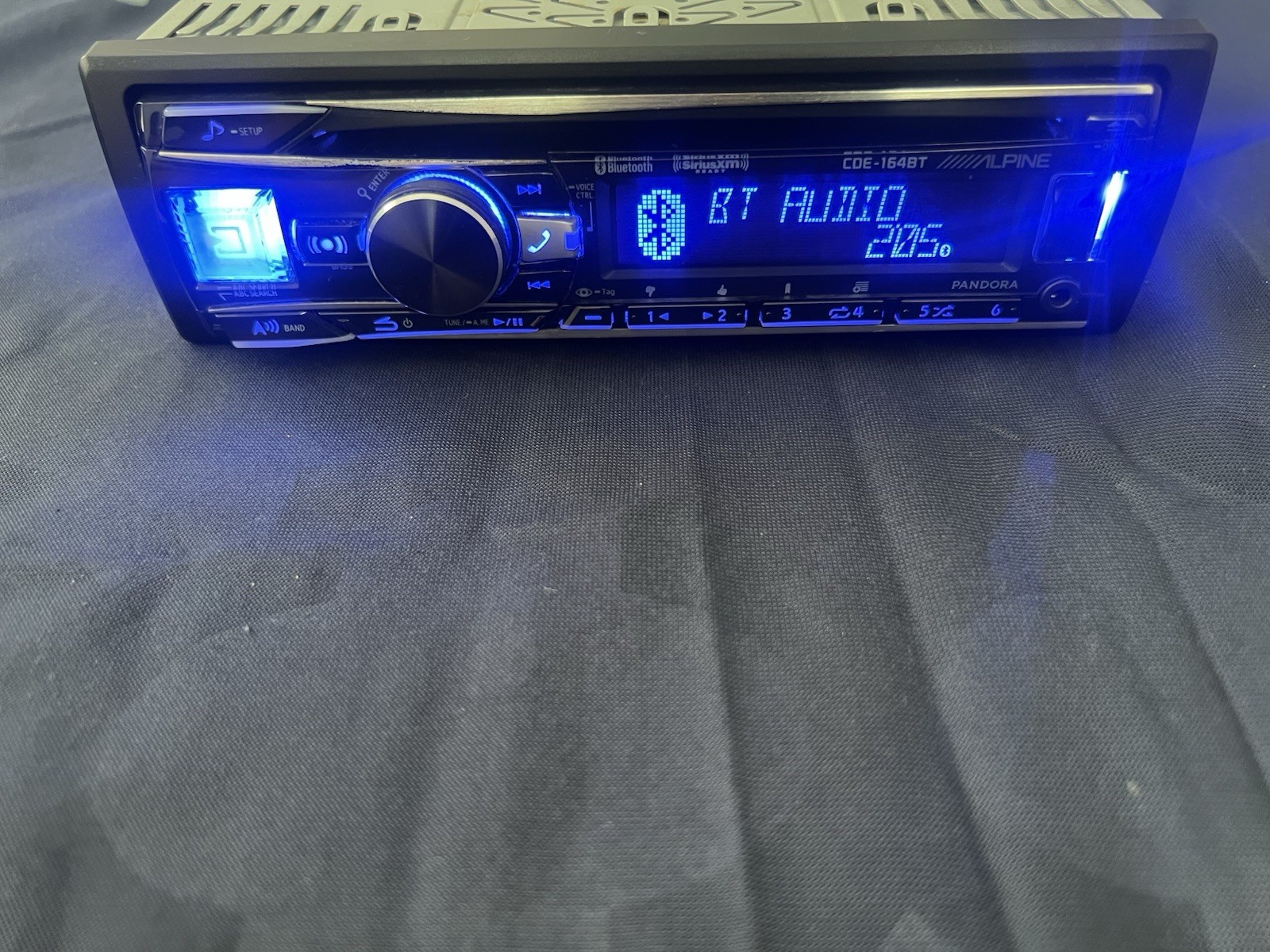 ⭐️Pre-Owned,TESTED⭐️ Alpine BT|CD|AM/FM|USB-(CDE-164BT)