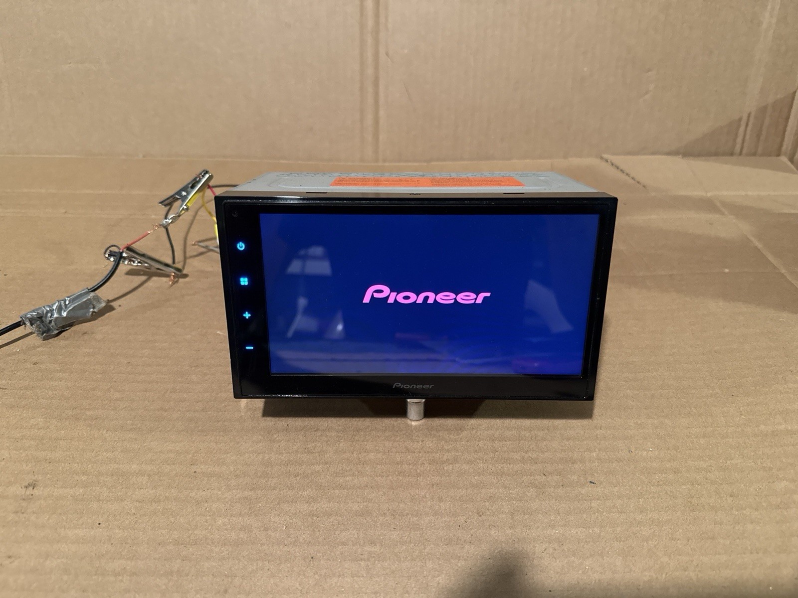 Pioneer DMH-341EX 6.8″ Touchscreen, Bluetooth, Back-up Camera Ready