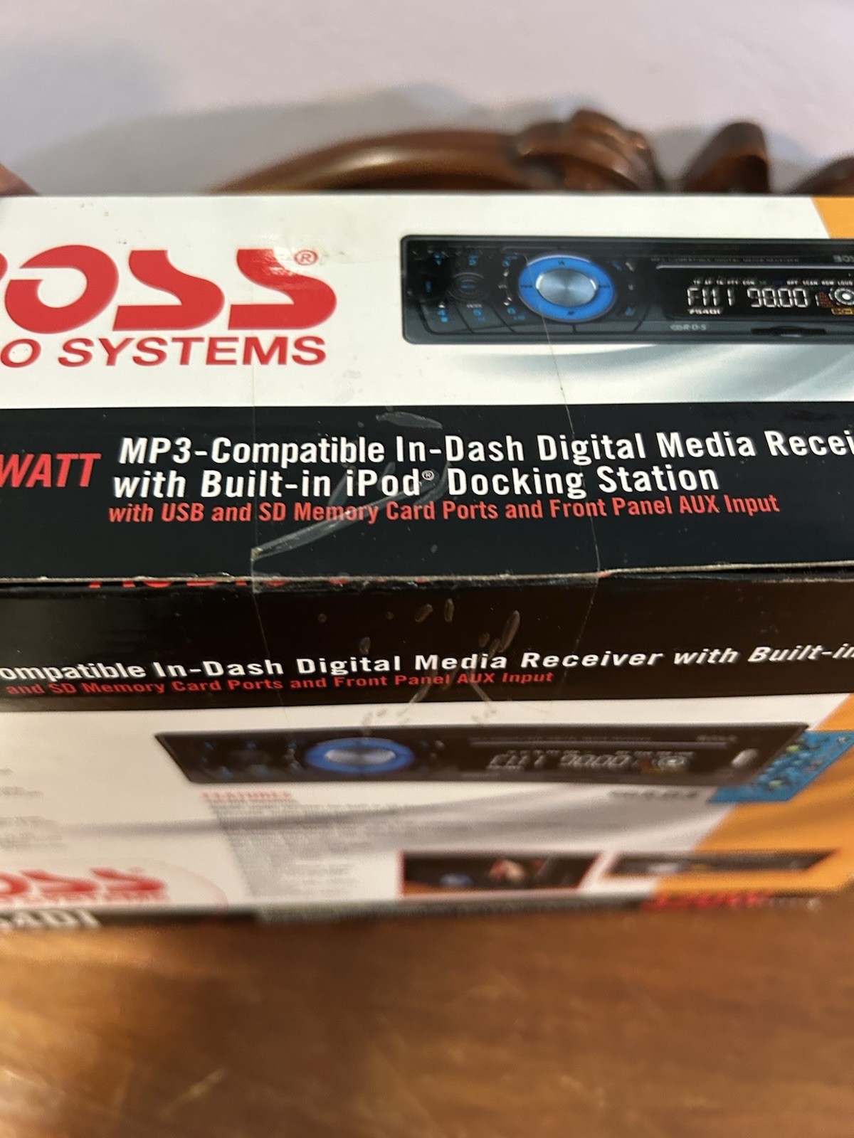 NEW – Boss 320watt 80x 4 Channel am / fm MP3 Player 754DI Factory Sealed