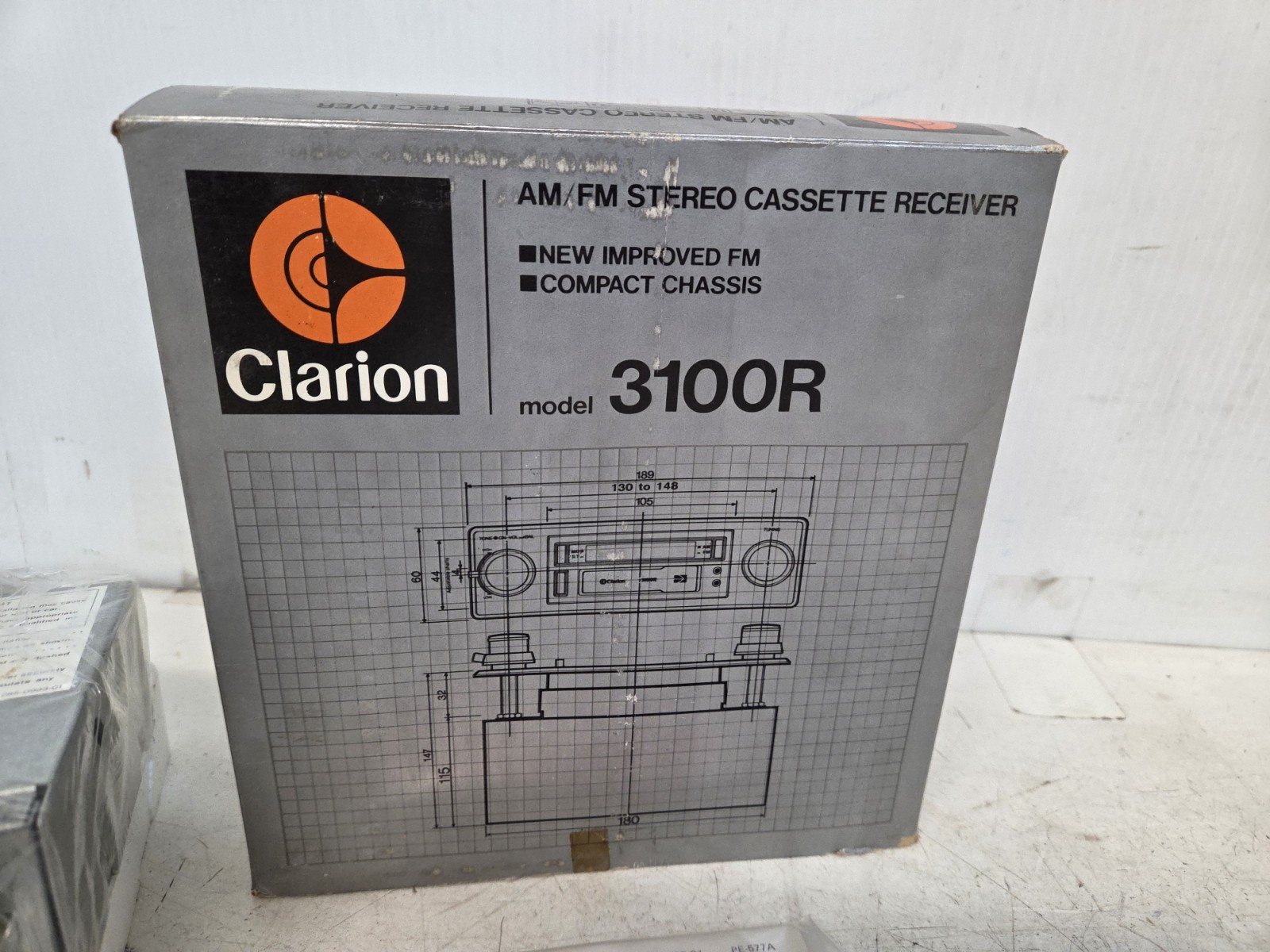 Vintage NOS Clarion 3100R AM/FM Stereo Cassette Reciever Shaft Mount Old School