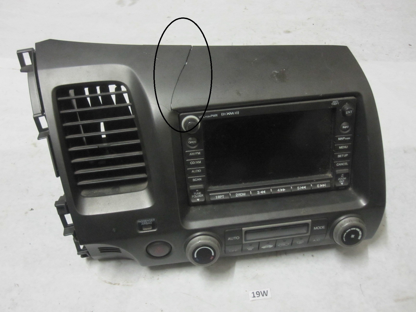 NO CODE 2007-2009 Honda Civic 4dr Hybrid Am Screen Stereo Radio AC Control Trim