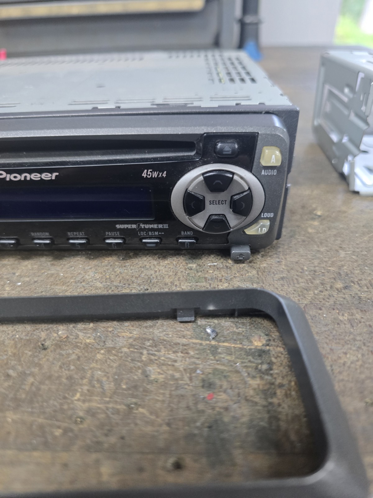 Pioneer DEH-1400 CD/ Receiver, Head Unit, Easy EQ, Working Condition