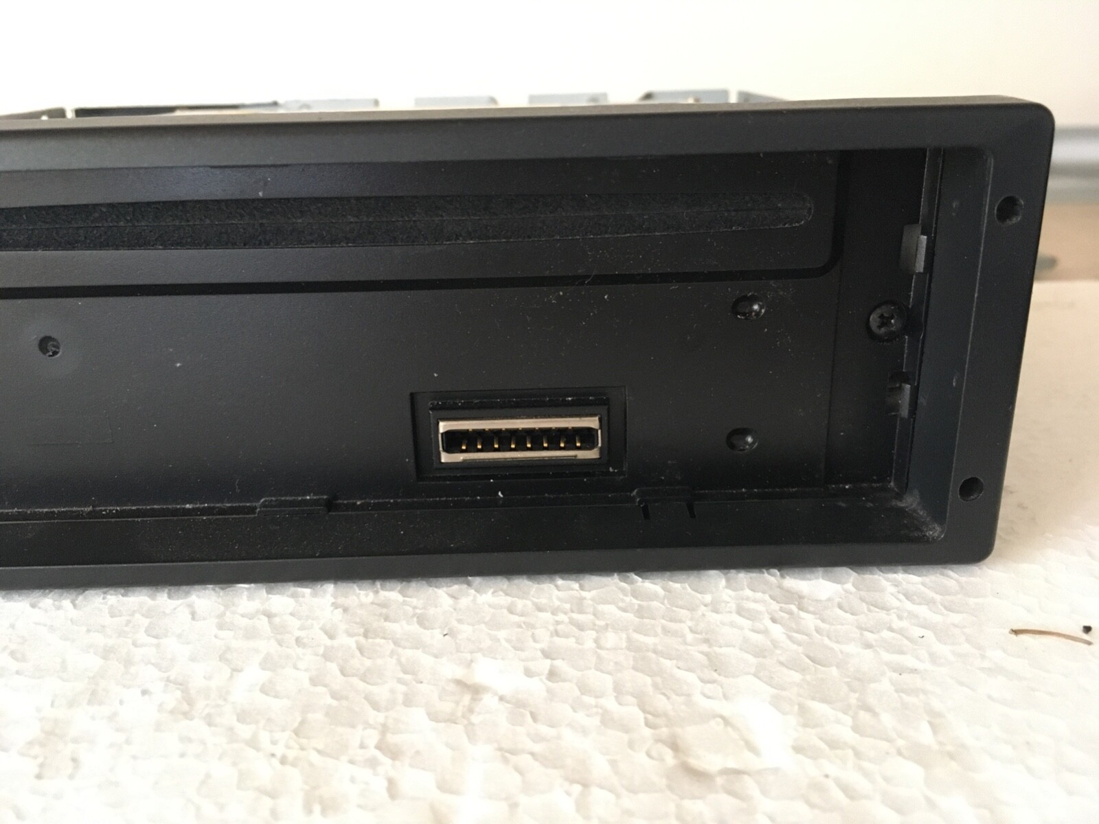 GRUNDIG DELPHI CD400 car radio audio AU 10091-12B1